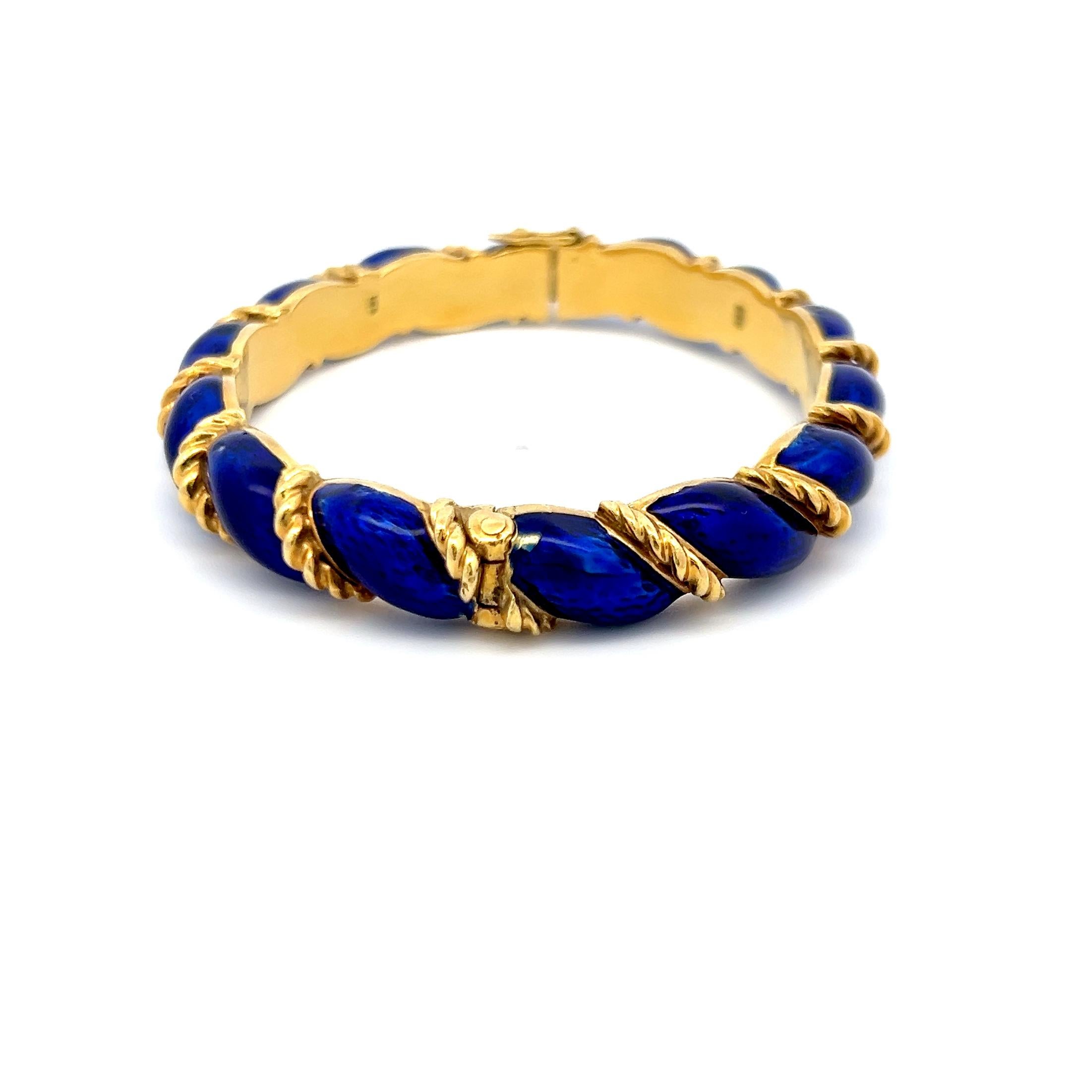 Tiffany & Co Bracelet jonc en or jaune 18 carats et émail bleu Pour femmes en vente