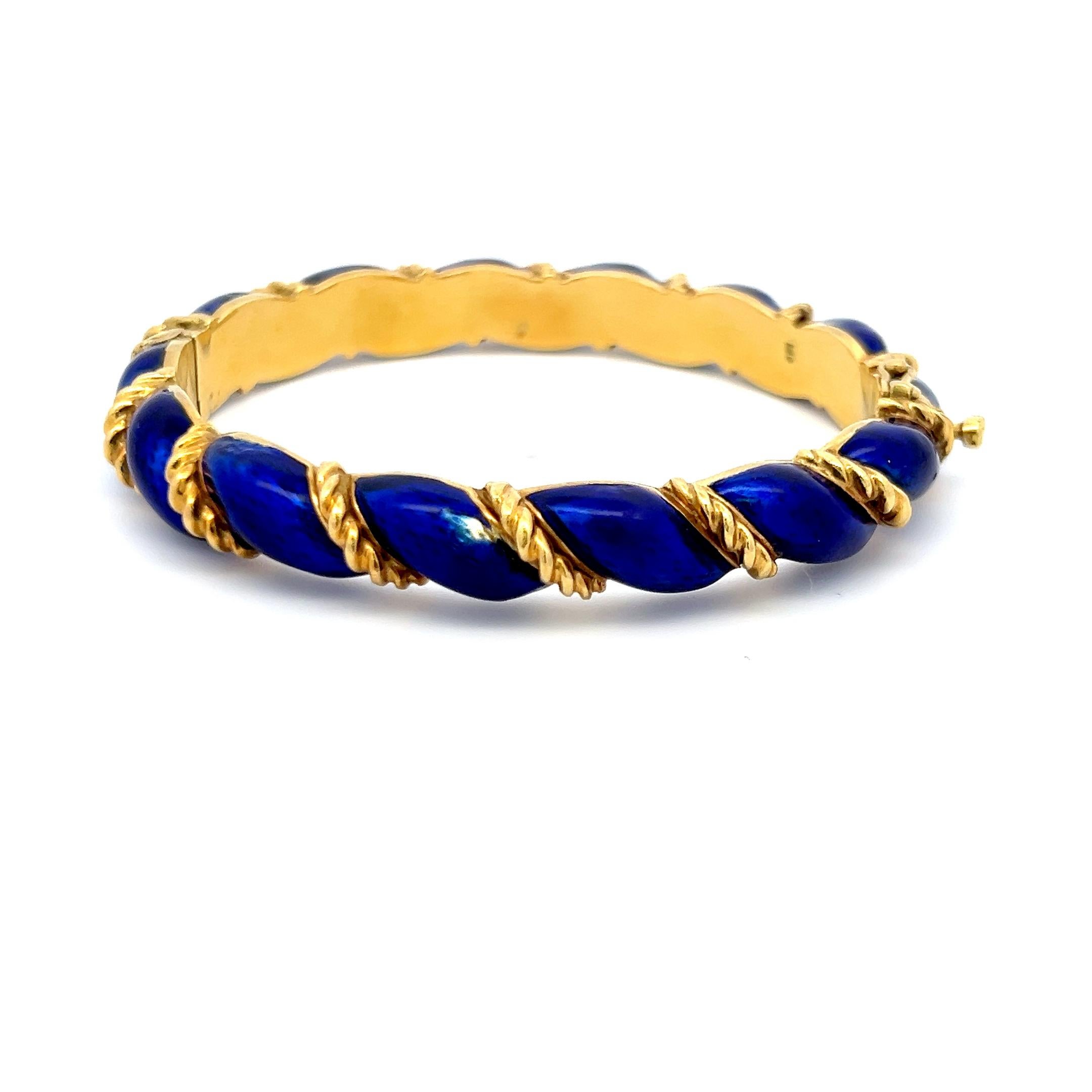 Tiffany & Co Bracelet jonc en or jaune 18 carats et émail bleu en vente 1