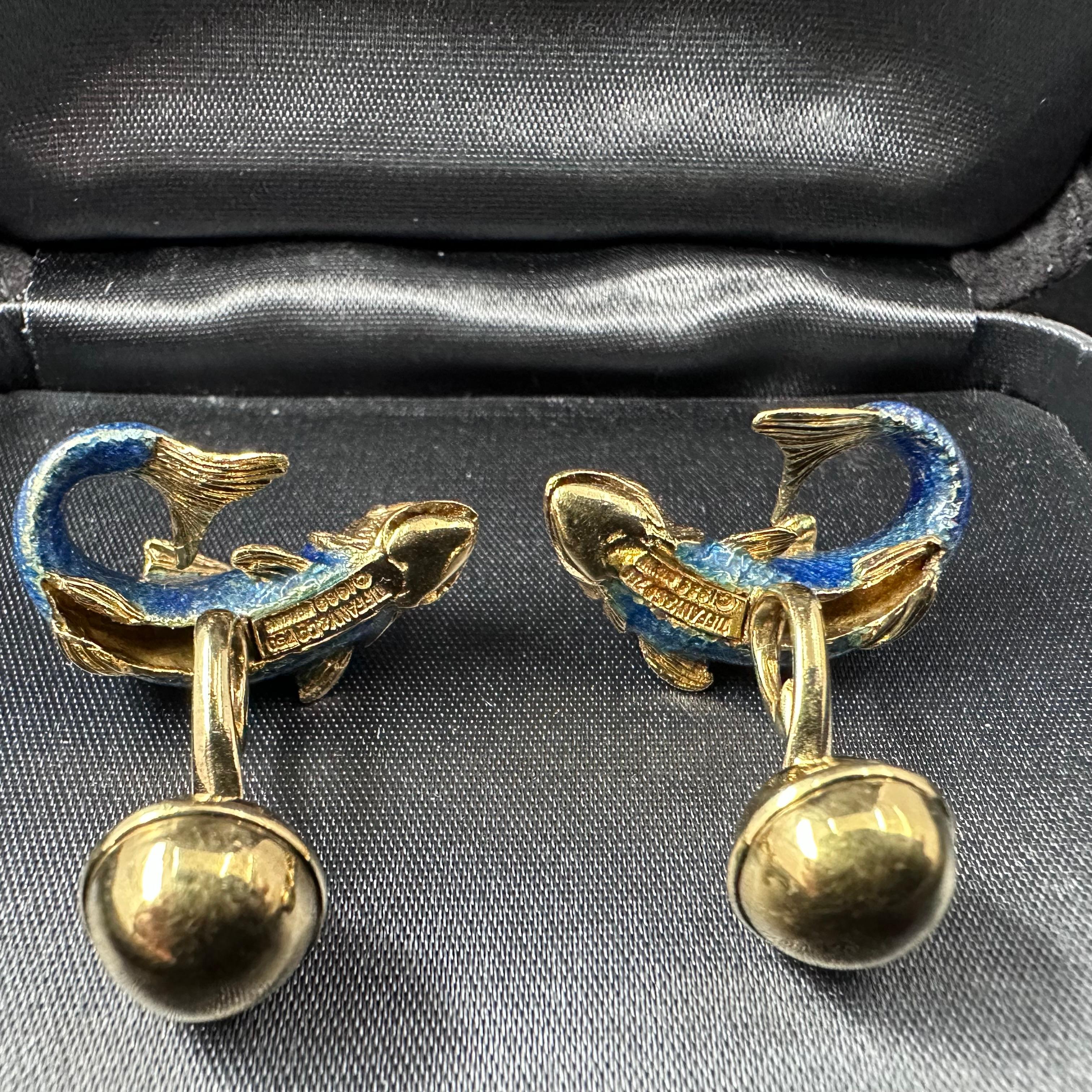Boutons de manchette Tiffany & Co en or jaune 18 carats émaillé bleu  en vente 2
