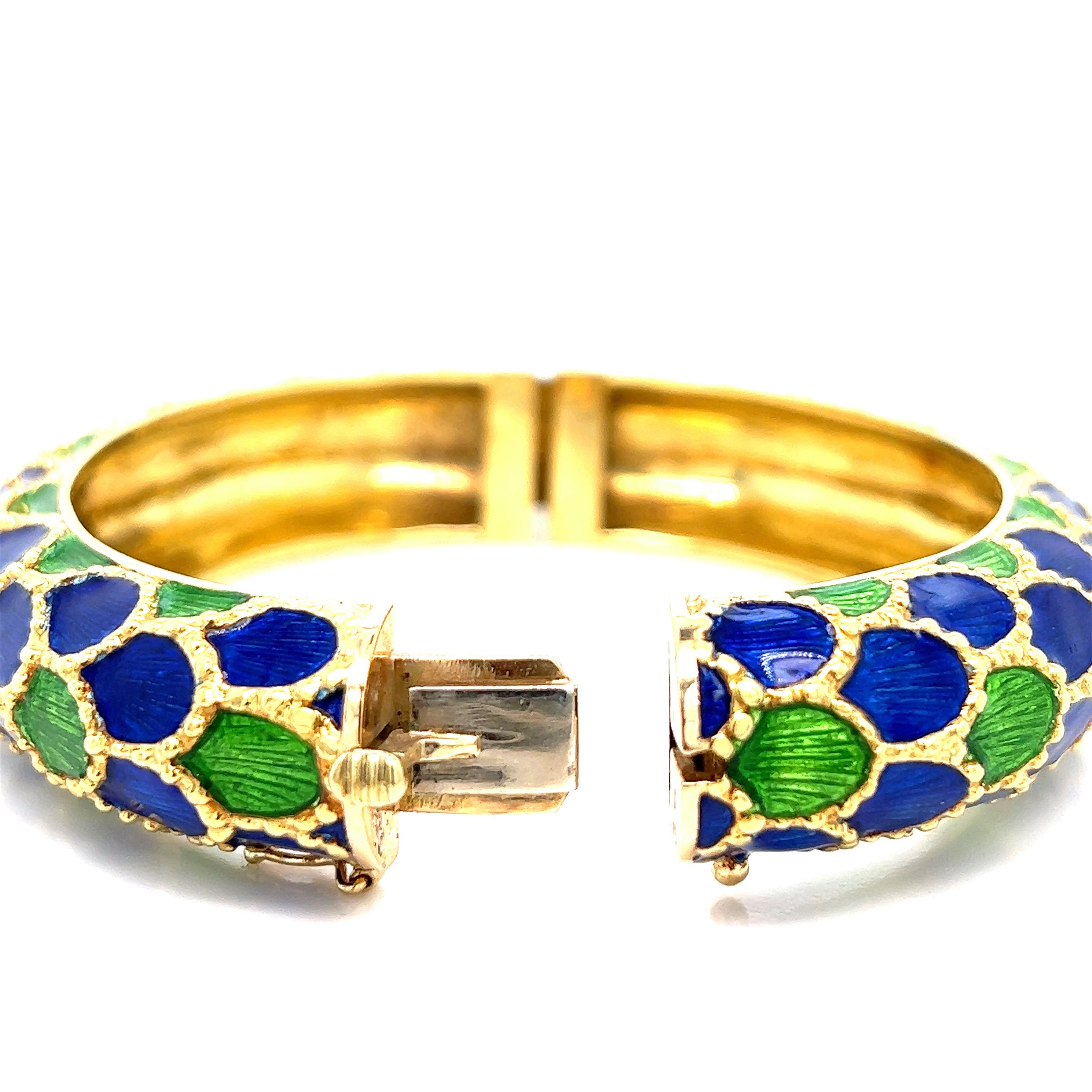Tiffany & Co. Goldarmband mit blauer und grüner Emaille im Angebot 1
