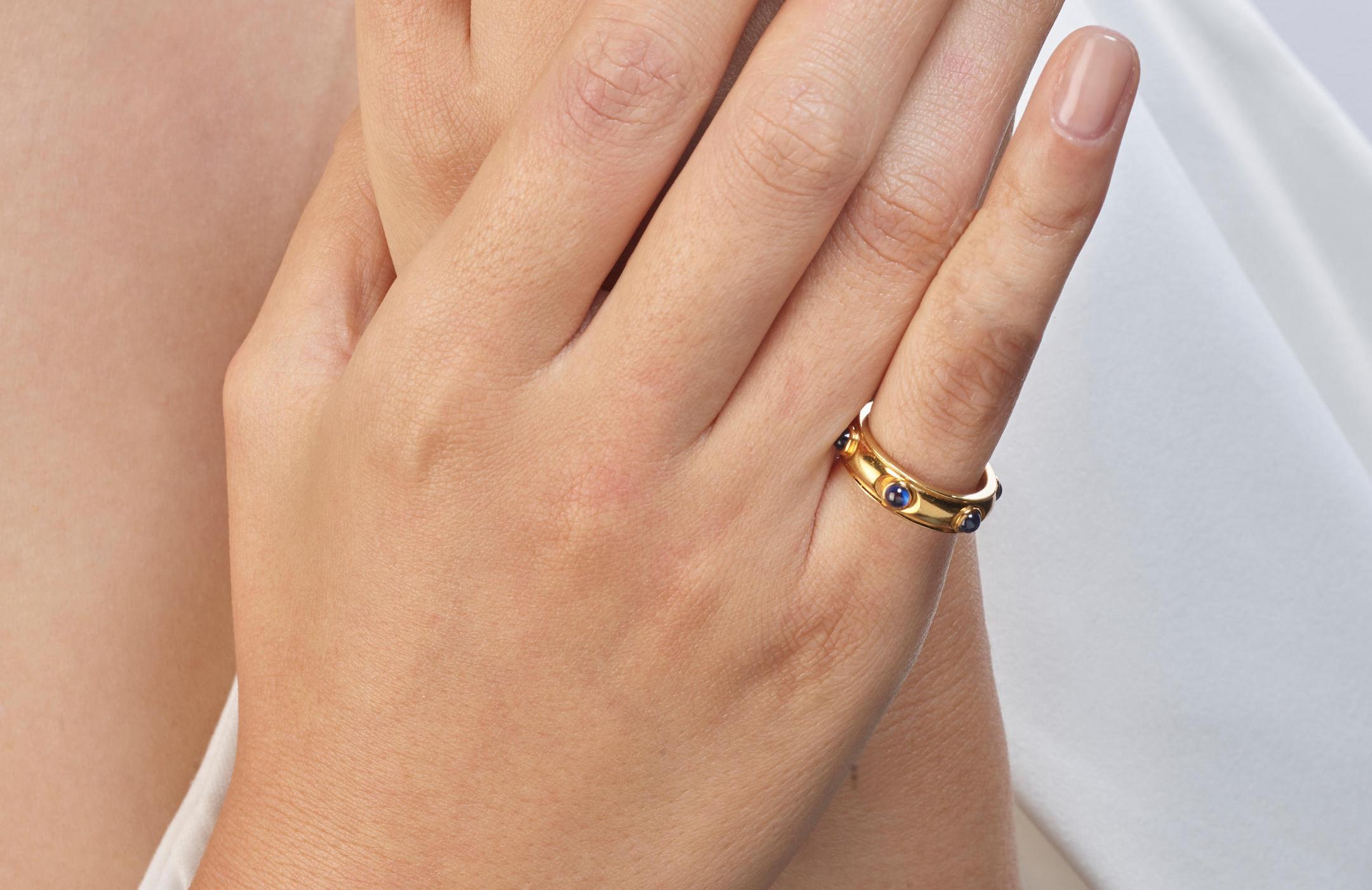 Tiffany & Co. Blauer Saphir-Ring aus 18 Karat Gold (Cabochon)