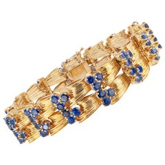 Tiffany & Co. Blue Sapphire Yellow Gold Link Bracelet