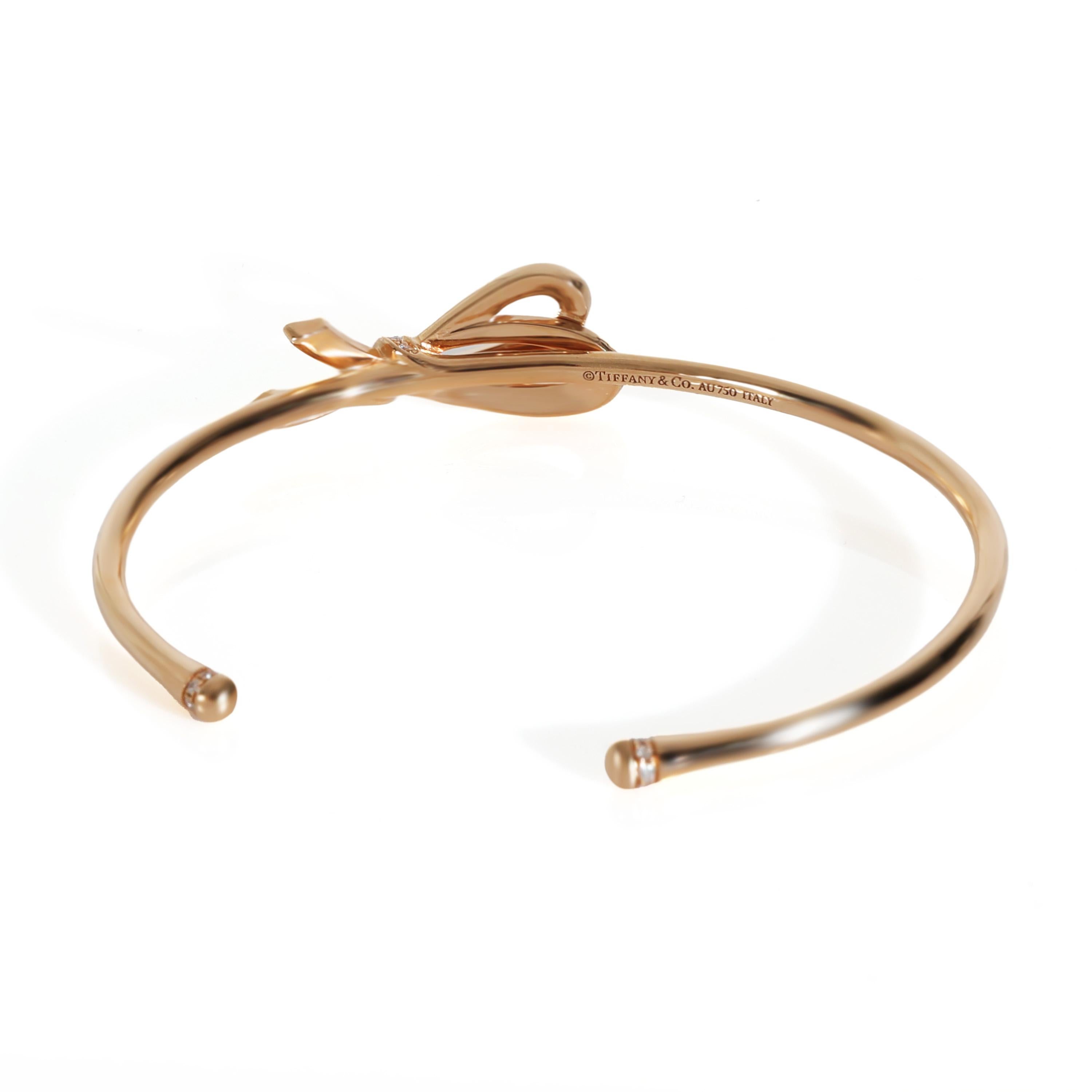 Tiffany & Co. Bow Bracelet in 18k Rose Gold 0.82 CTW

PRIMARY DETAILS
SKU: 144570
Listing Title: Tiffany & Co. Bow Bracelet in 18k Rose Gold 0.82 CTW
Condition Description: Retails for 8500 USD. In excellent condition. 6.25 inches in length. Comes