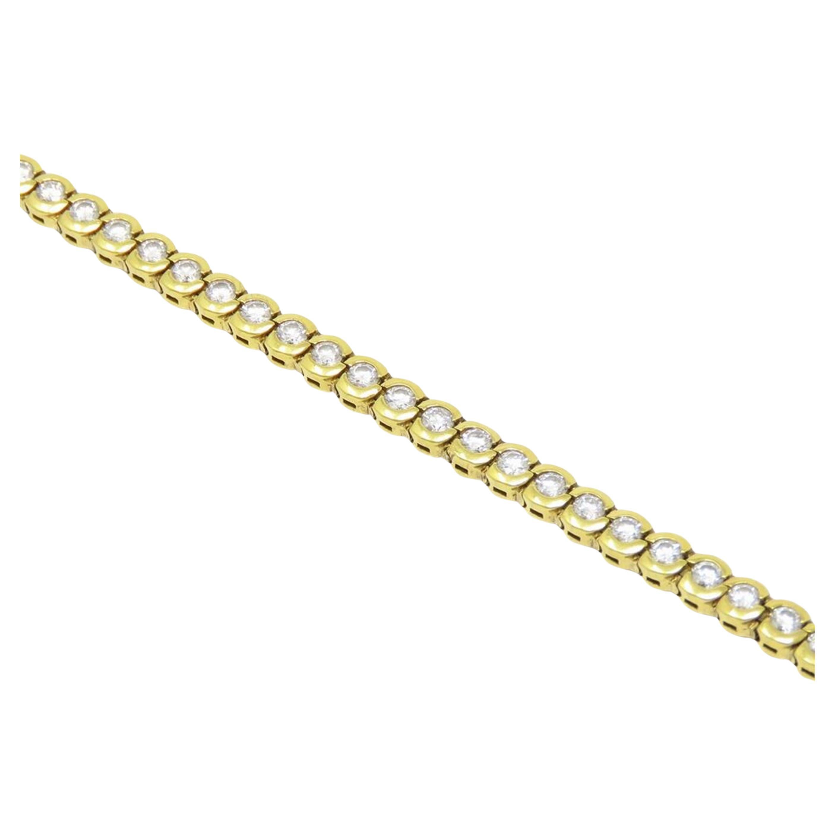  Wir präsentieren Ihnen ein wunderschönes Armband von Tiffany & Co. mit einem Gesamtgewicht von ca. 3,5 Karat Diamanten. Diese Diamanten, die überwiegend die Farbe F-G-H und die Reinheit VS aufweisen, sind von außergewöhnlicher Brillanz und