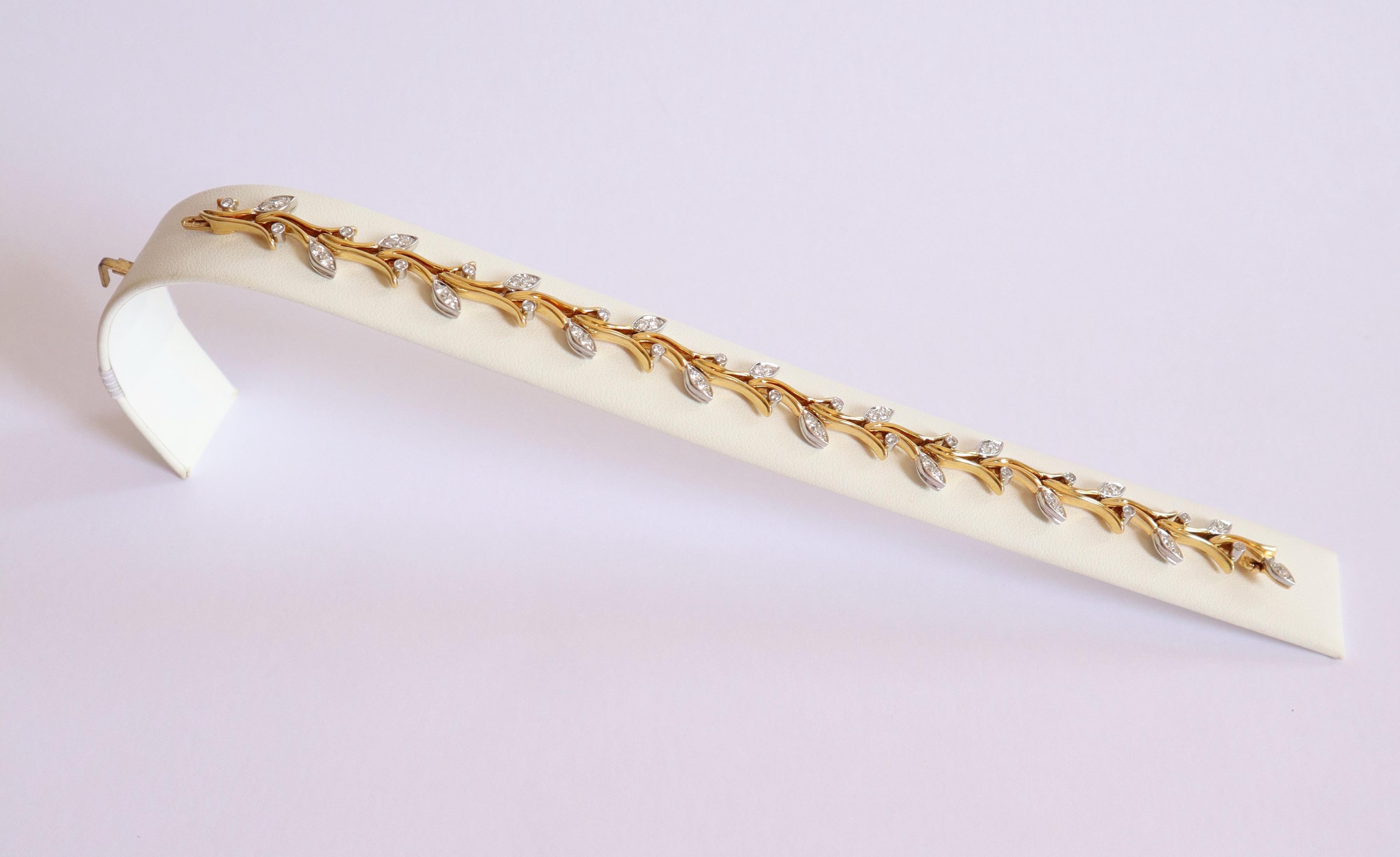 Tiffany & Co. Pulsera de Oro Amarillo de 18 Quilates, Platino y Diamantes Forma de Ramita en venta 5