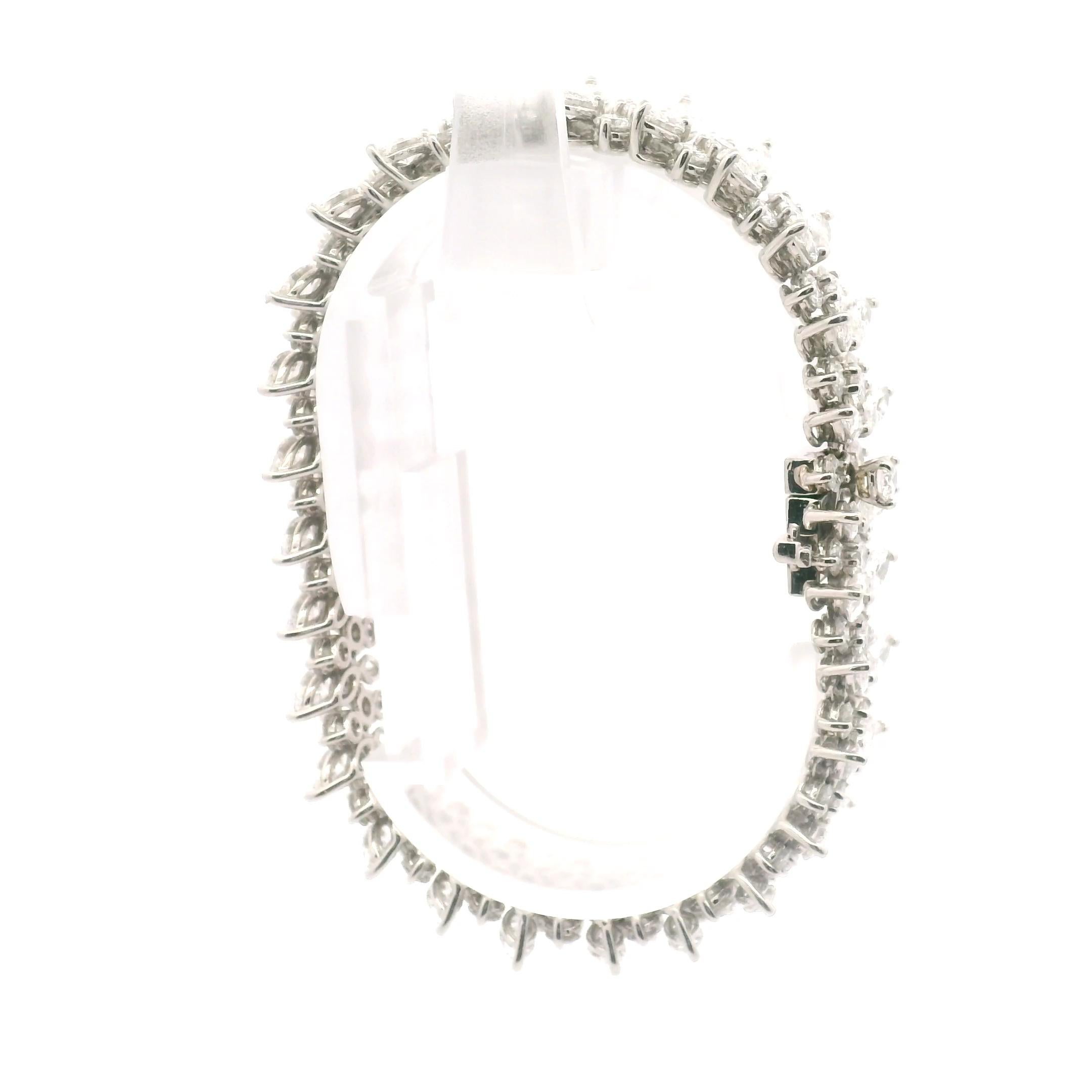 Tiffany & Co. Pulsera Racimo de Diamantes Marquesa en Platino en venta 1