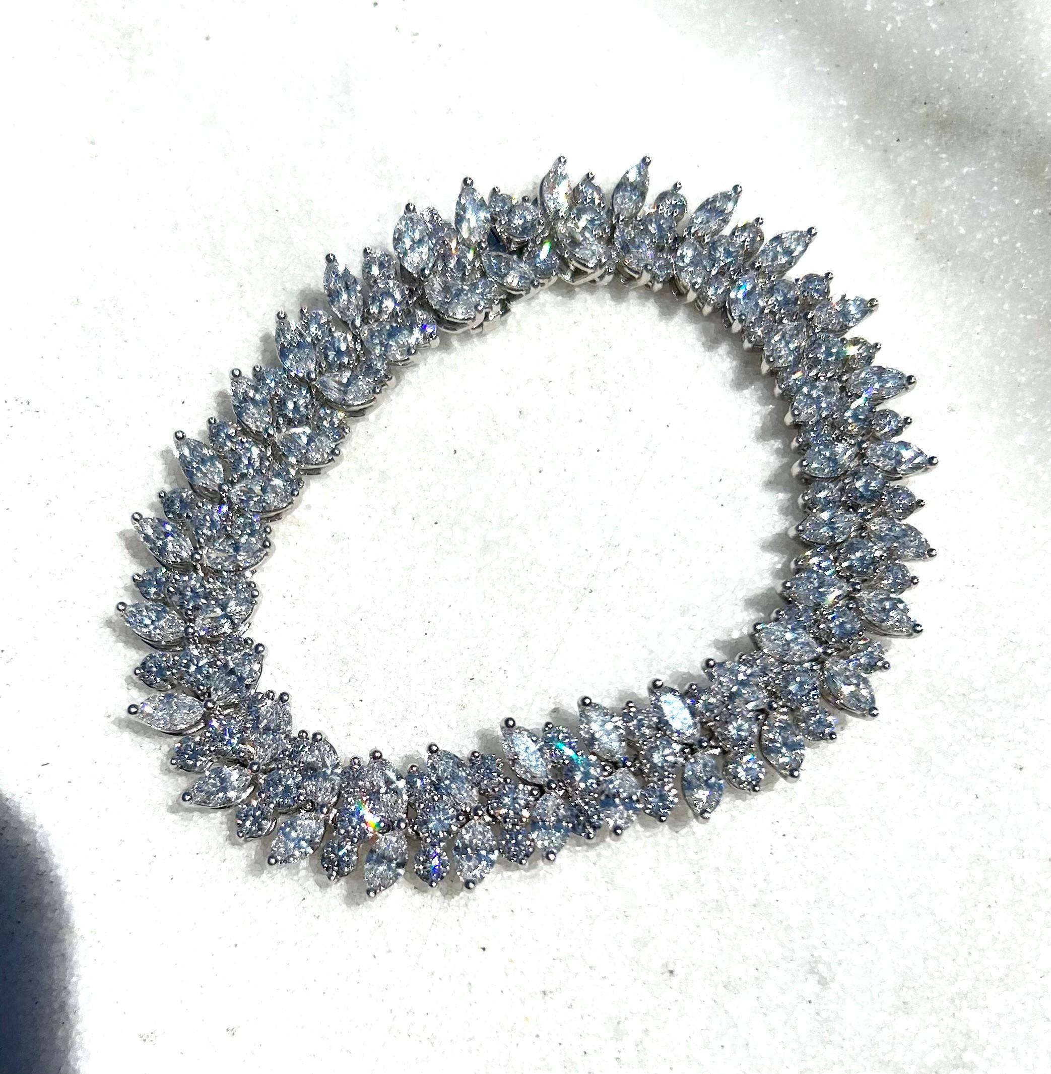 Tiffany & Co. Pulsera Racimo de Diamantes Marquesa en Platino en venta 2