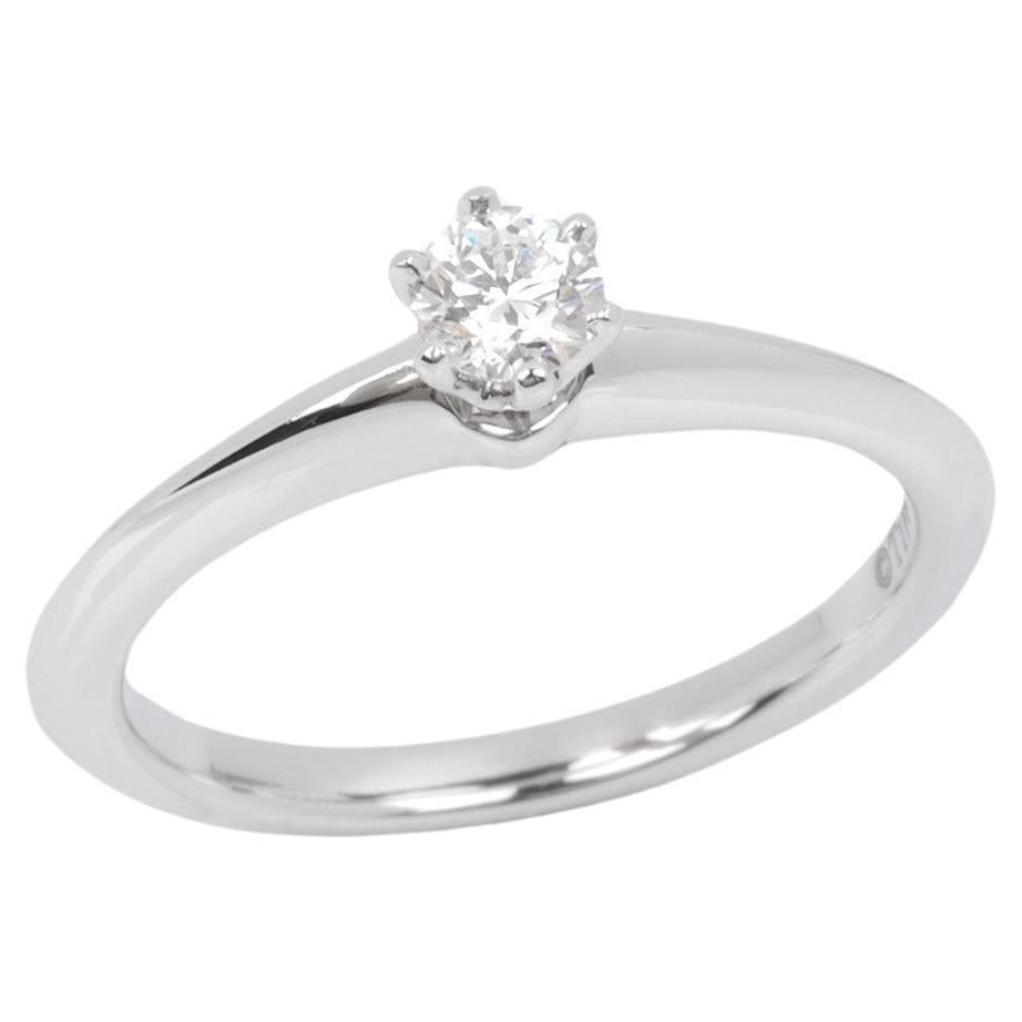 Tiffany & Co. Brilliant Cut 0.19ct Diamond Platinum Tiffany Setting Ring For Sale