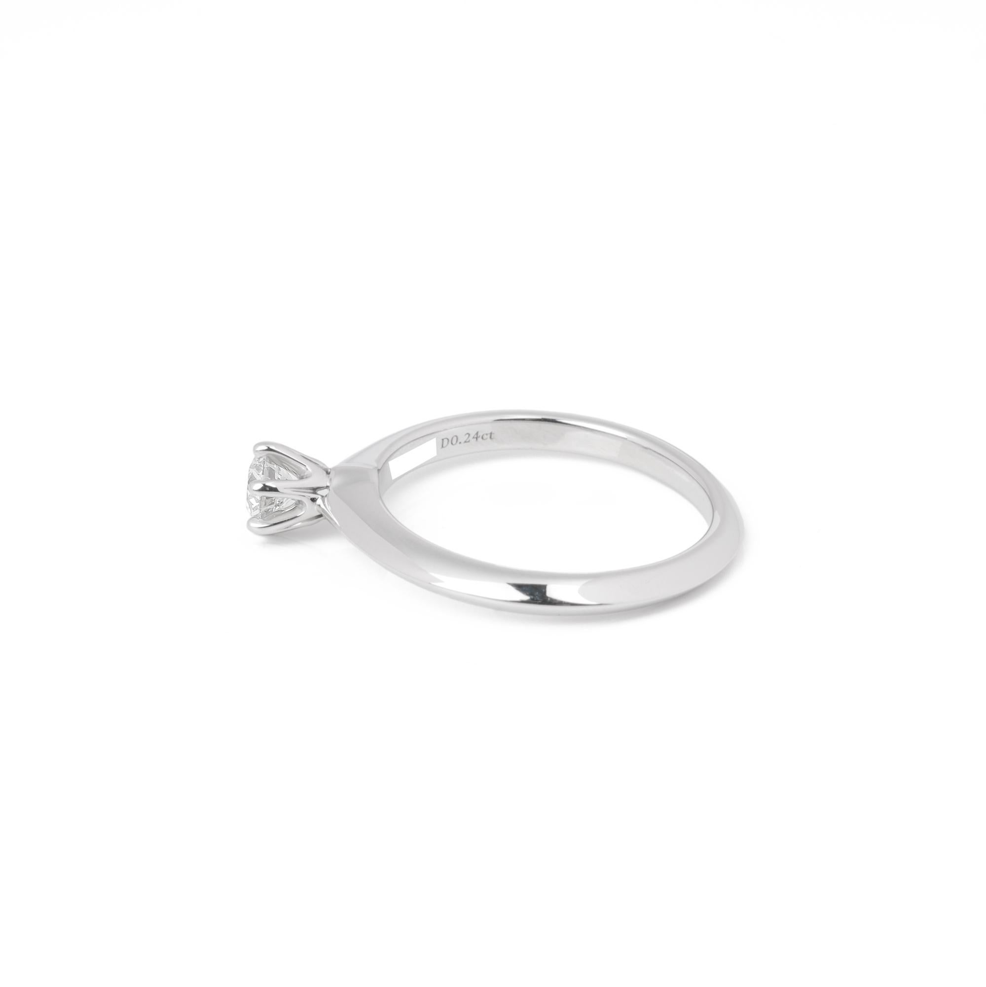 Contemporary Tiffany & Co. Brilliant Cut 0.24ct Diamond Platinum Tiffany Setting Ring For Sale