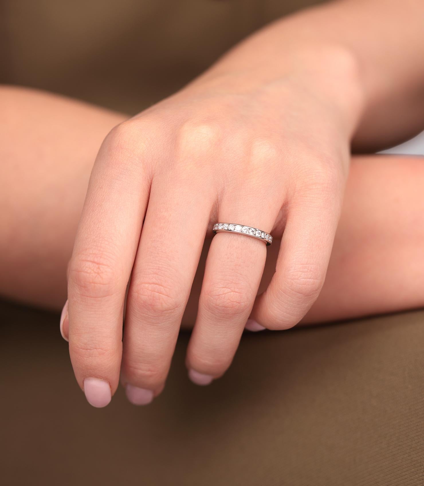 Tiffany & Co. Brilliant Cut Diamond Platinum Full Eternity Ring

Brand- Tiffany & Co.
Model- Full Eternity Ring
Product Type- Ring
Accompanied By- Tiffany & Co. Box
Material(s)- Platinum
Gemstone- Diamond
UK Ring Size- J
EU Ring Size- 49
US Ring