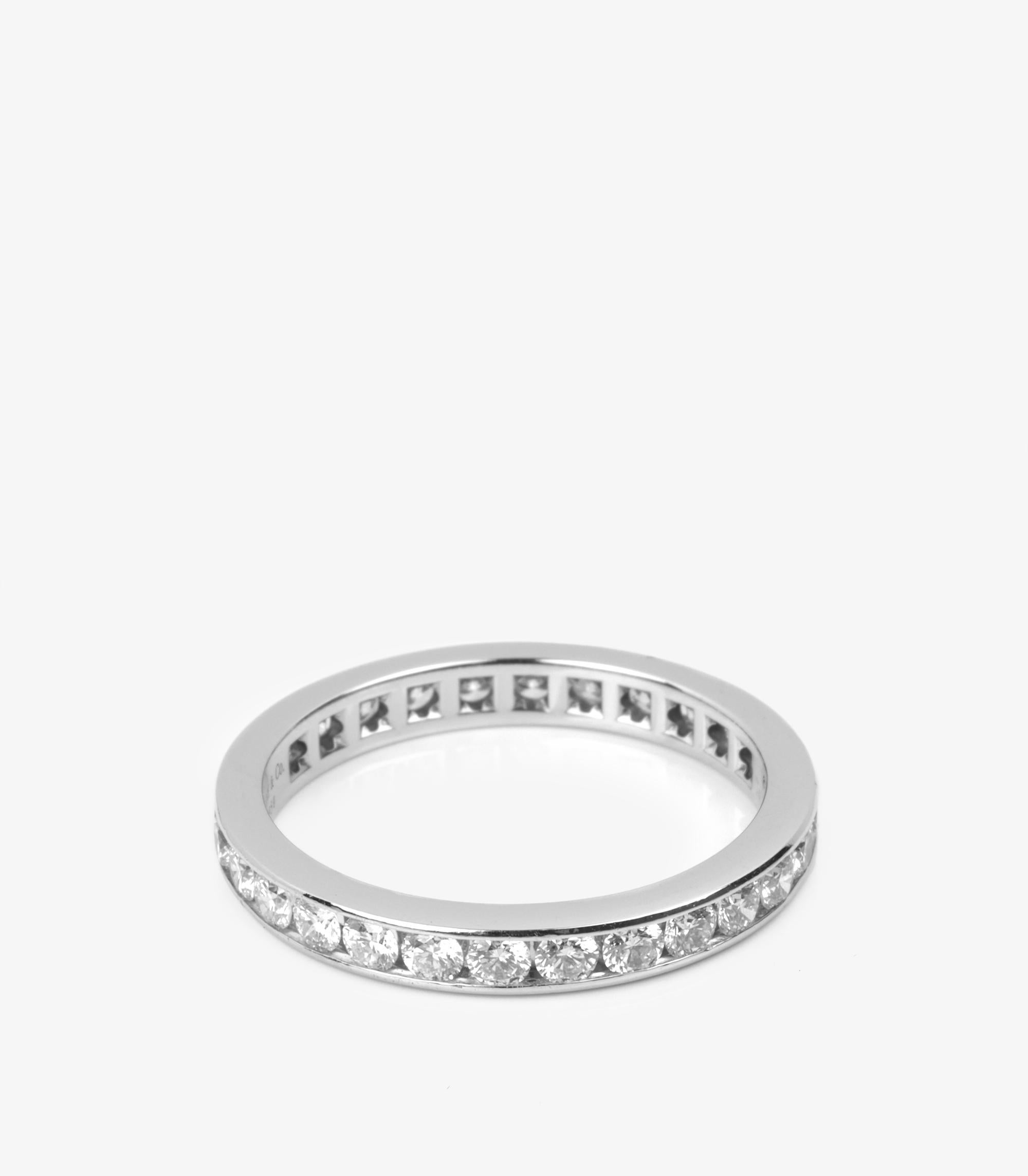 Tiffany & Co. Brilliant Cut Diamond Platinum Full Eternity Ring

Product Details
Xupes Ref: J1477
Brand: Tiffany & Co.
Model: Full Eternity Ring
Type: Ring
RRP: £6,500
Accompanied By: Tiffany & Co. Box
Material(s): Platinum
Gemstone: Diamond
UK Ring
