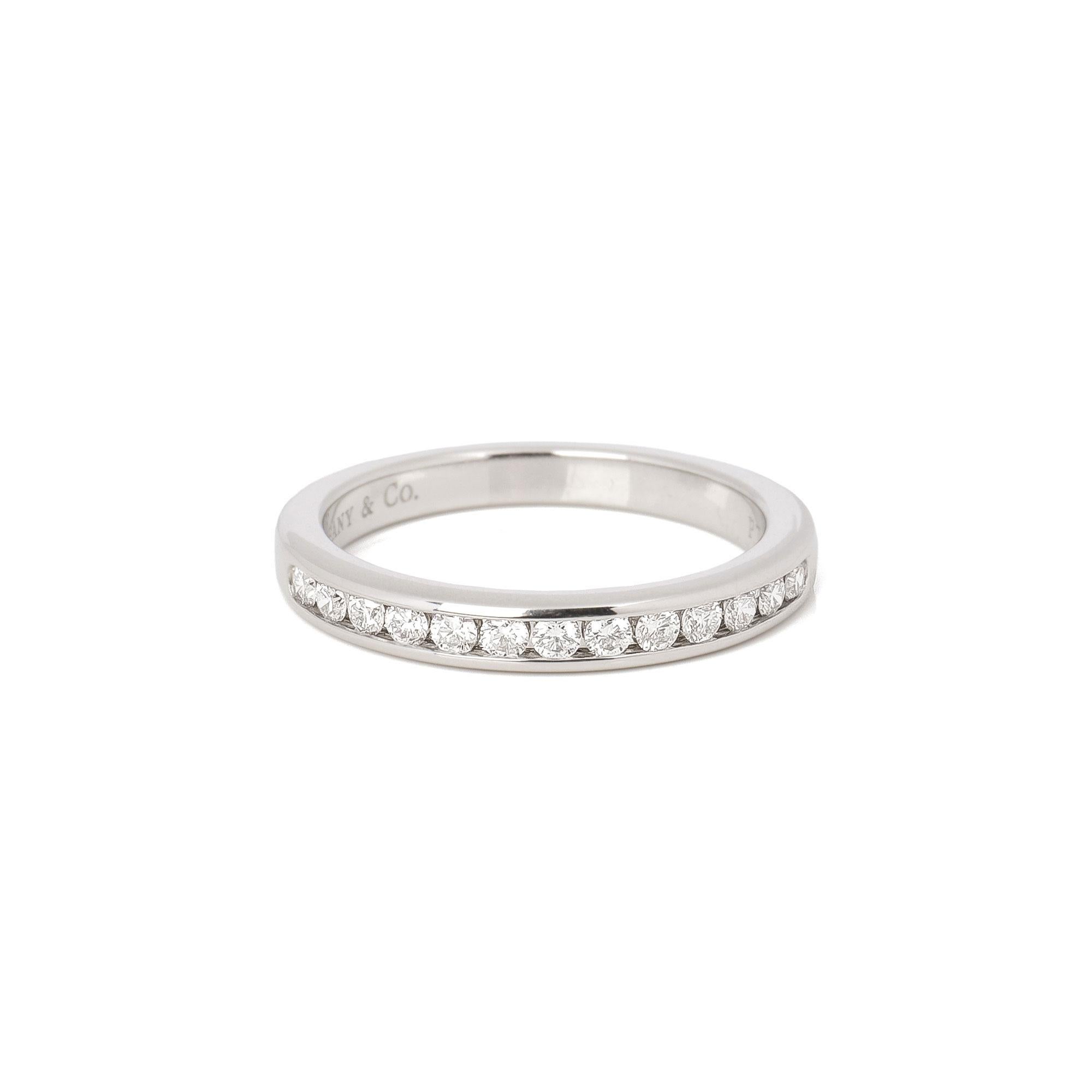 Taglio brillante Tiffany & Co. Brilliant cut Diamond Platinum Half Eternity Ring in vendita