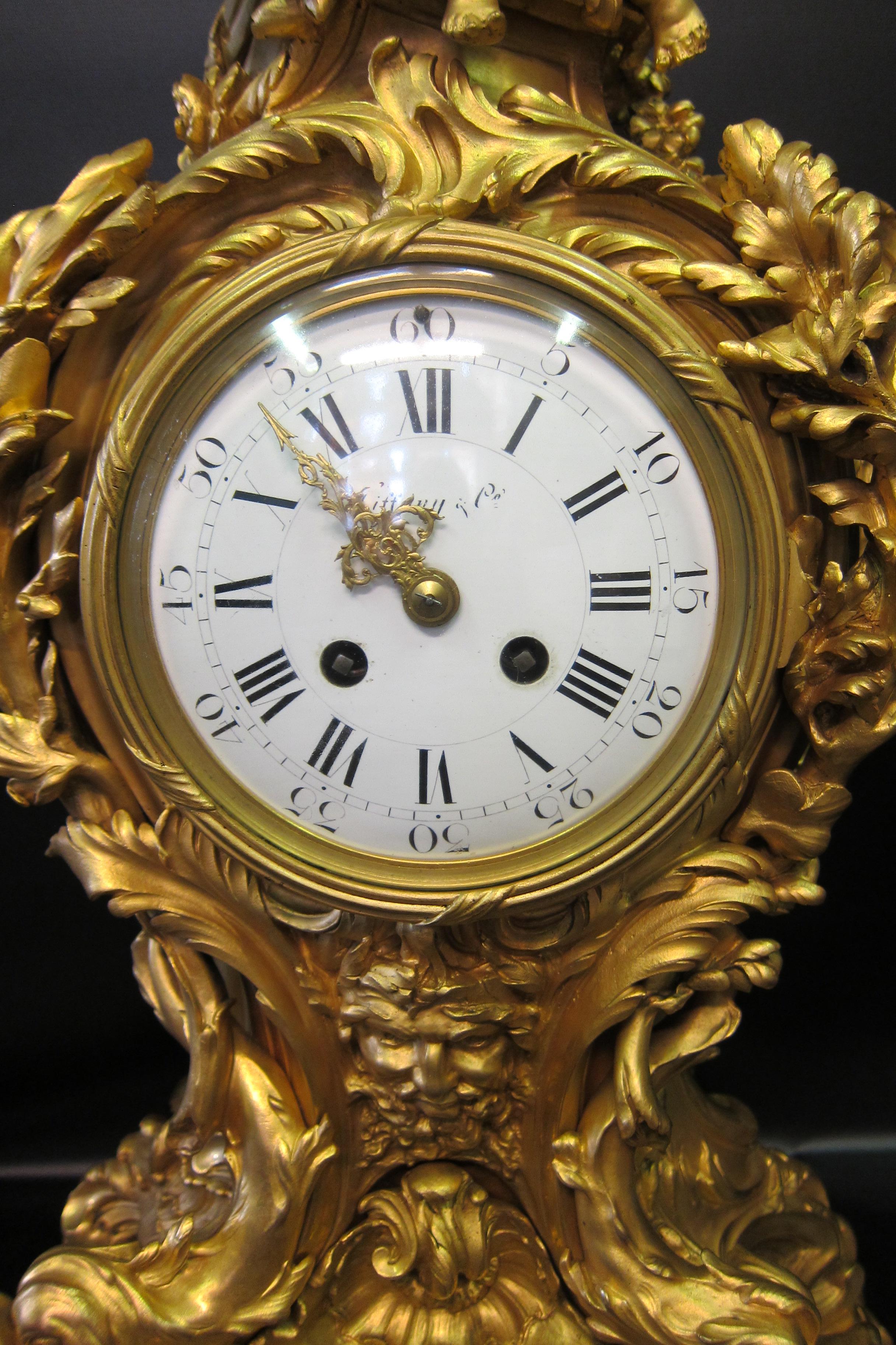 Français Tiffany & Co. Ensemble horloge en bronze, E. Colin & Cie en vente