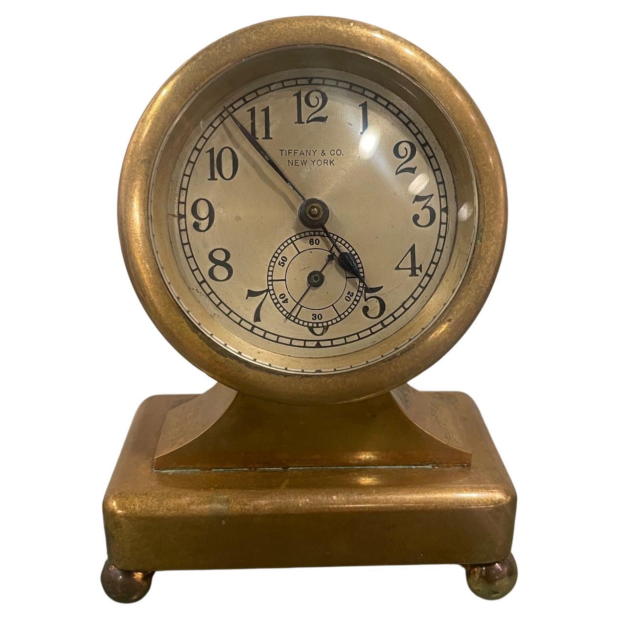 Tiffany & Co. Horloge de bureau en bronze, Début du 20e siècle
