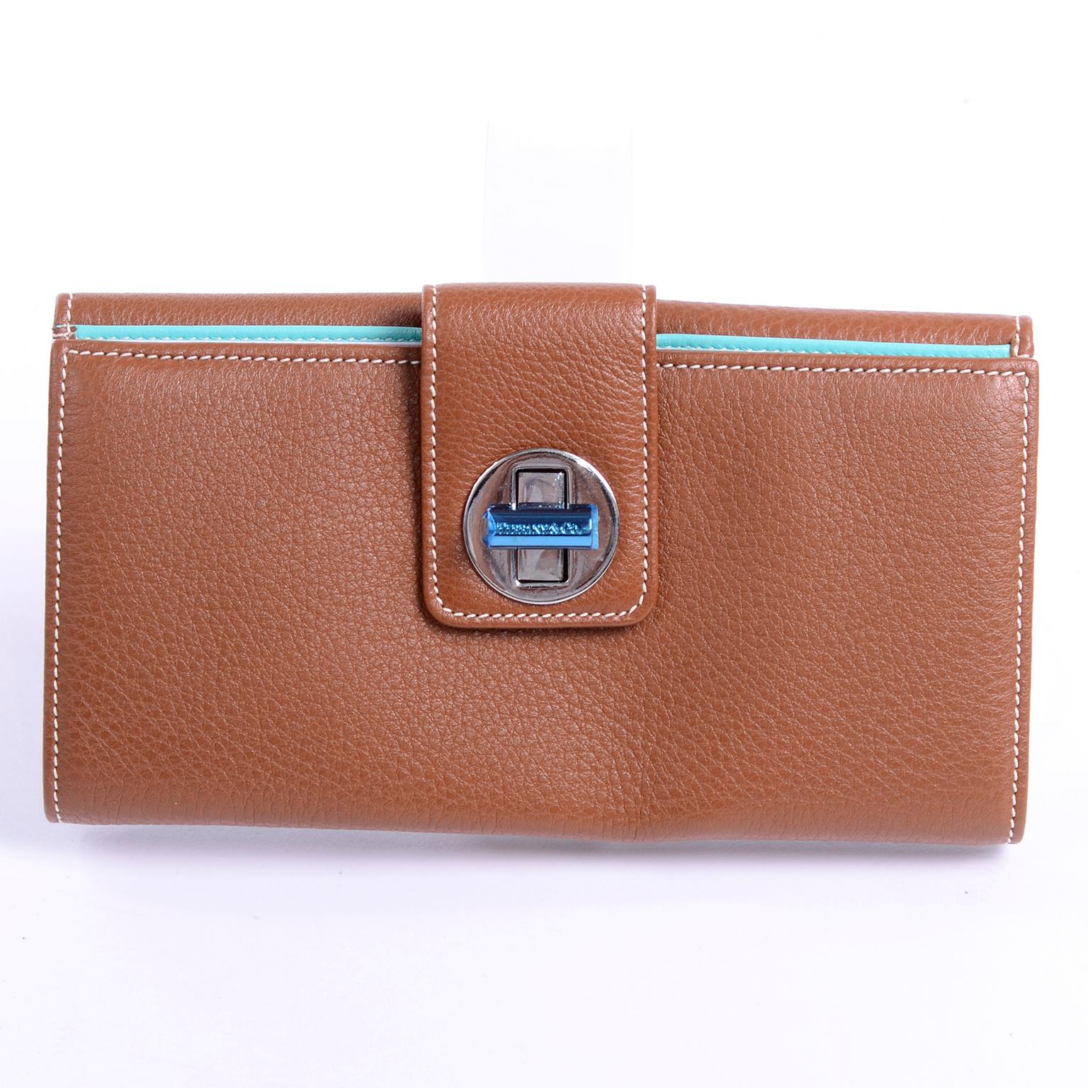 Tiffany & Co Brown Leather Wallet New in Original Blue Box With Dustbag In New Condition In Portland, OR