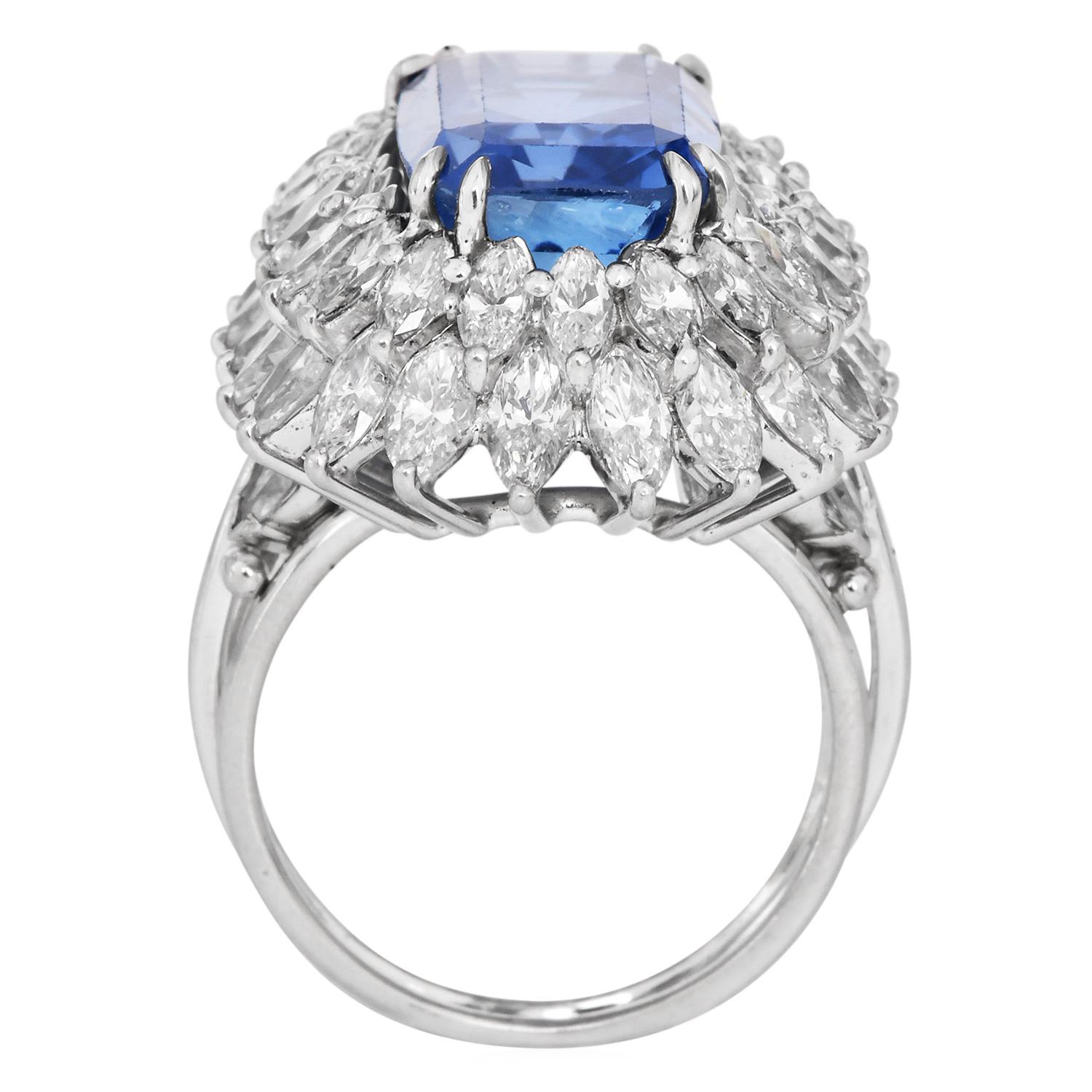Tiffany & Co. Zaffiro di Burma GIA 21,50cts Anello Cocktail in Platino con Diamante In condizioni ottime in vendita a Miami, FL