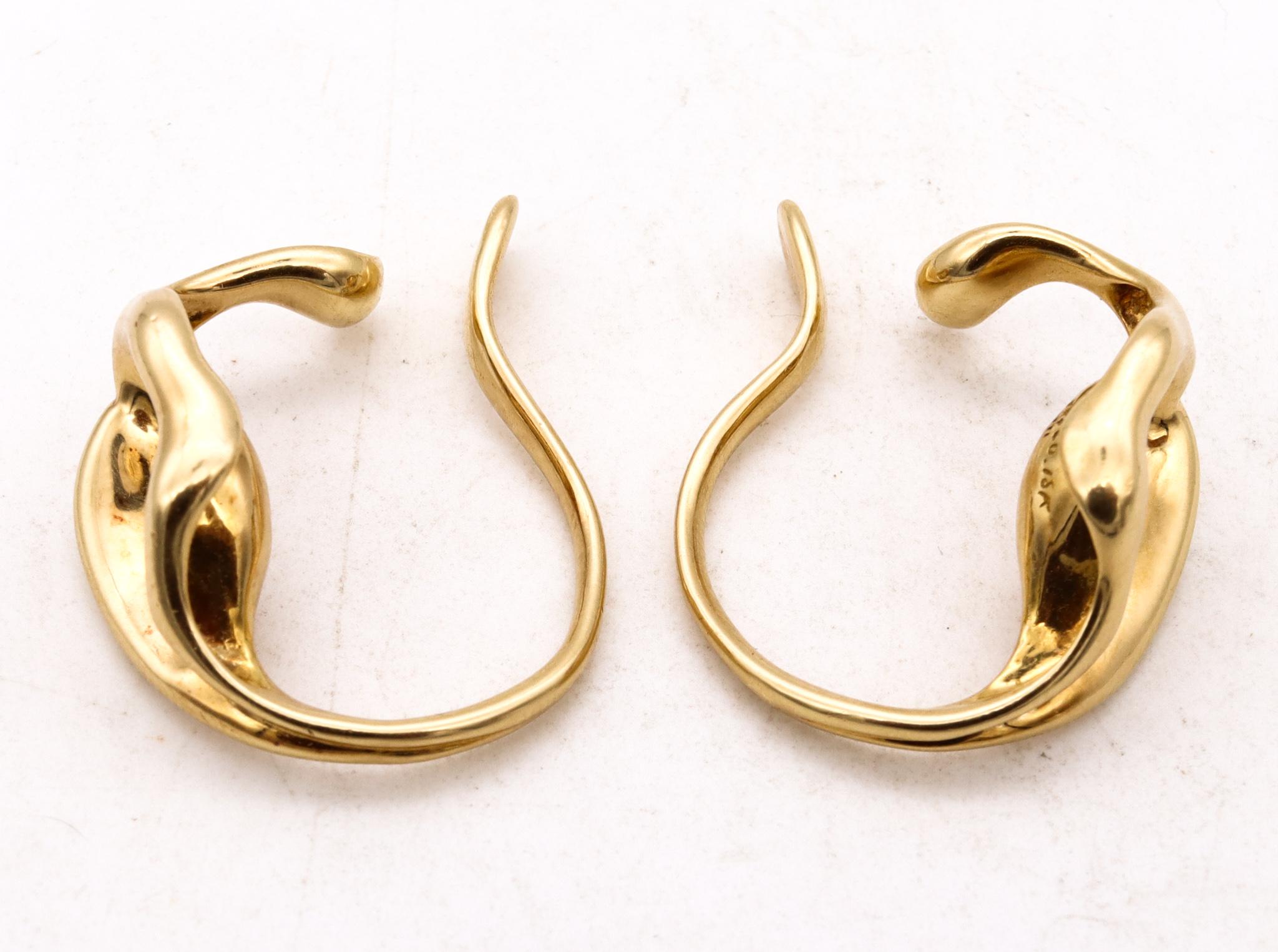 Women's Tiffany Co. by Elsa Peretti Rare Vintage Organic Lilies Earrings Solid 18Kt Gold For Sale