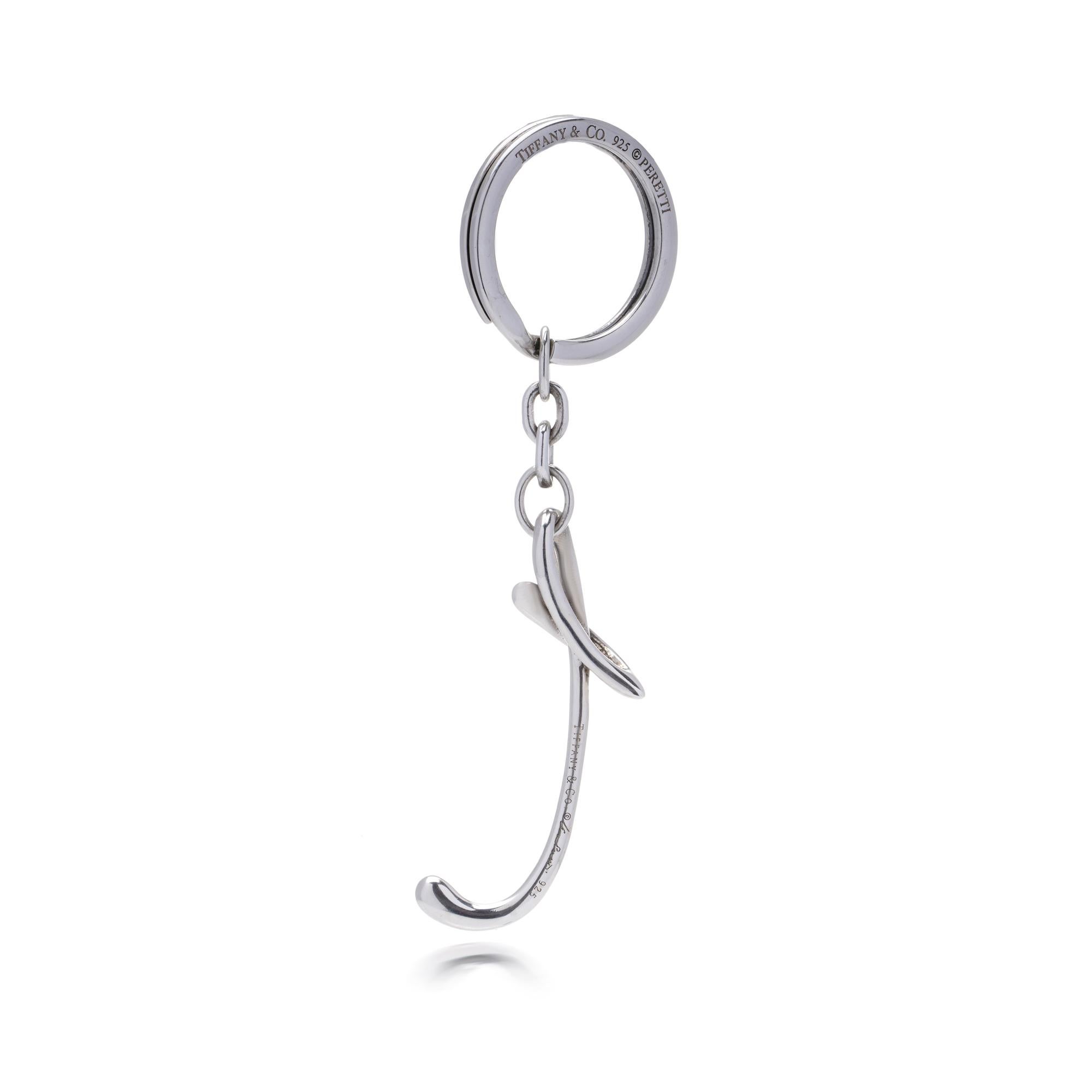 Tiffany & Co. for Tiffany & Co. Elsa Peretti in argento 925 portachiavi a forma di lettera T in vendita 1