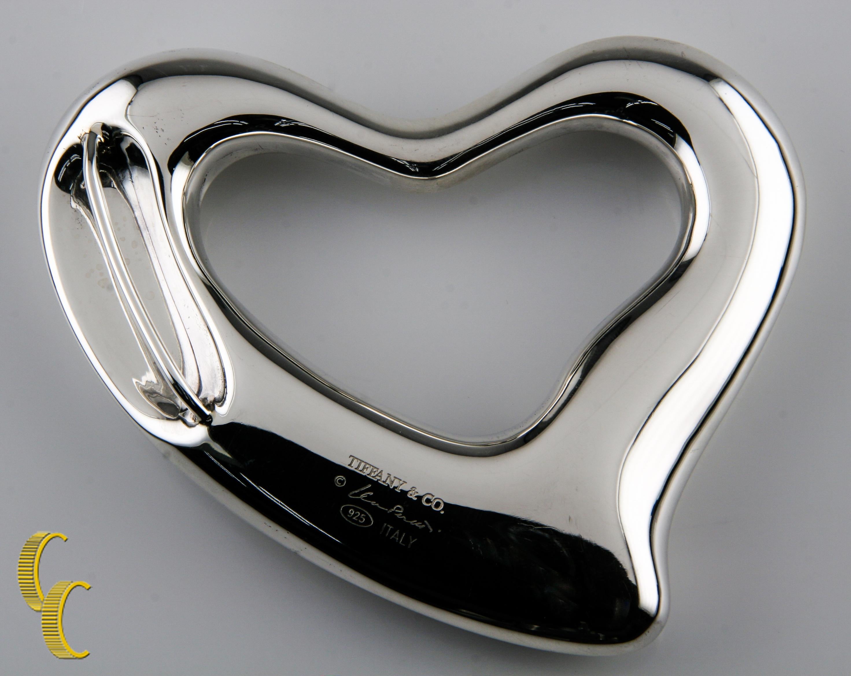 0.925 sterling silver belt buckle.
Designed by Else Peretti for Tiffany & Co.
Hallmark 