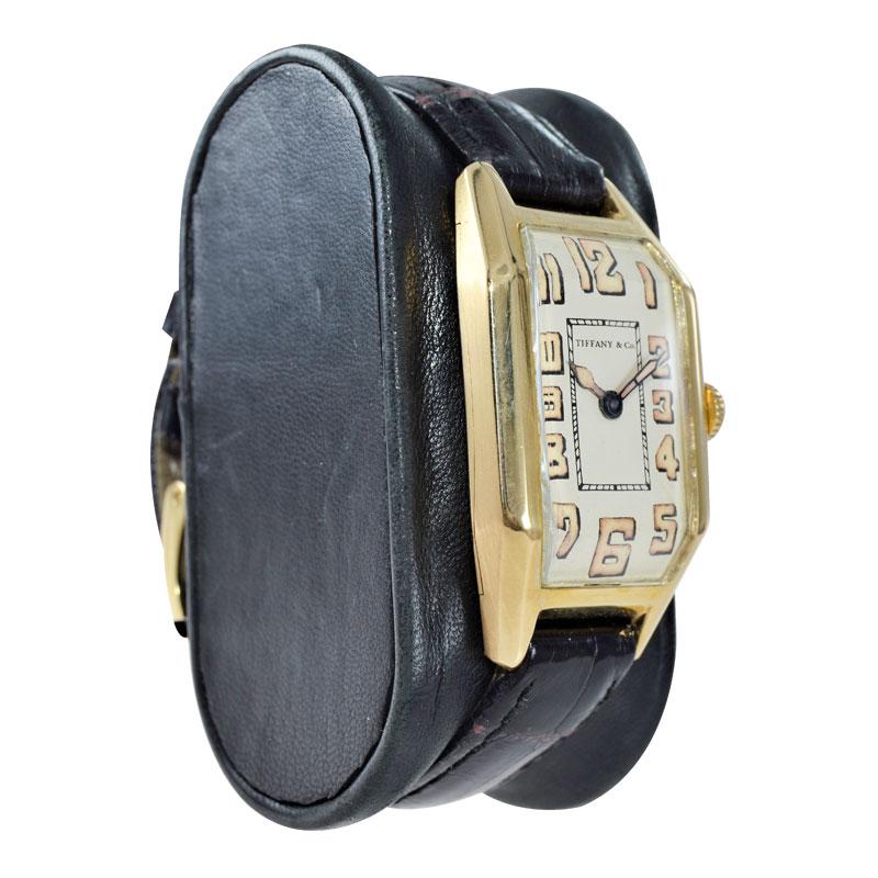 Tiffany & Co. par International Watch Co. Montre Art déco en or 18 carats faite à la main en vente 1