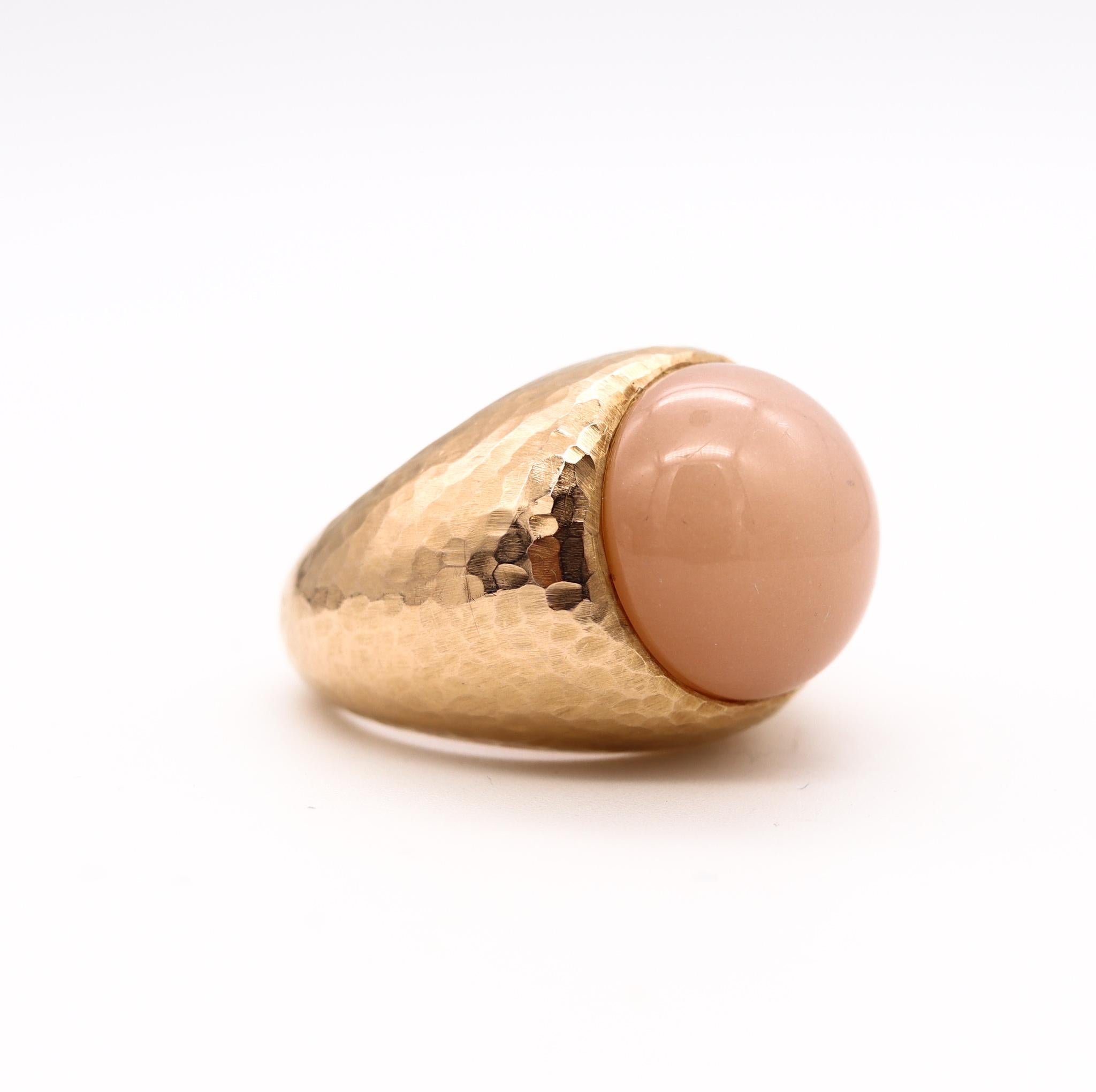 Cabochon Tiffany Co by Paloma Picasso Hammered Cocktail Ring 18Kt Gold 11.28 Ct Moonstone