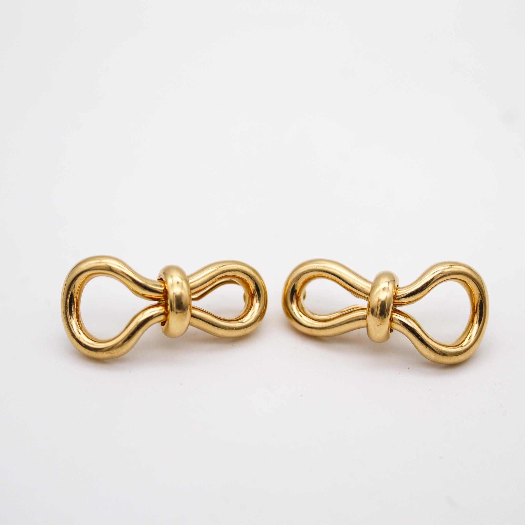 Knots earrings designed by Paloma Picasso for Tiffany & Co.

Gorgeous clip on earrings, created in New York city by Paloma Picasso at the the Tiffany & Co. studios, back in the 1980's. This pair of clip-on earrings are seldom see in the secondary