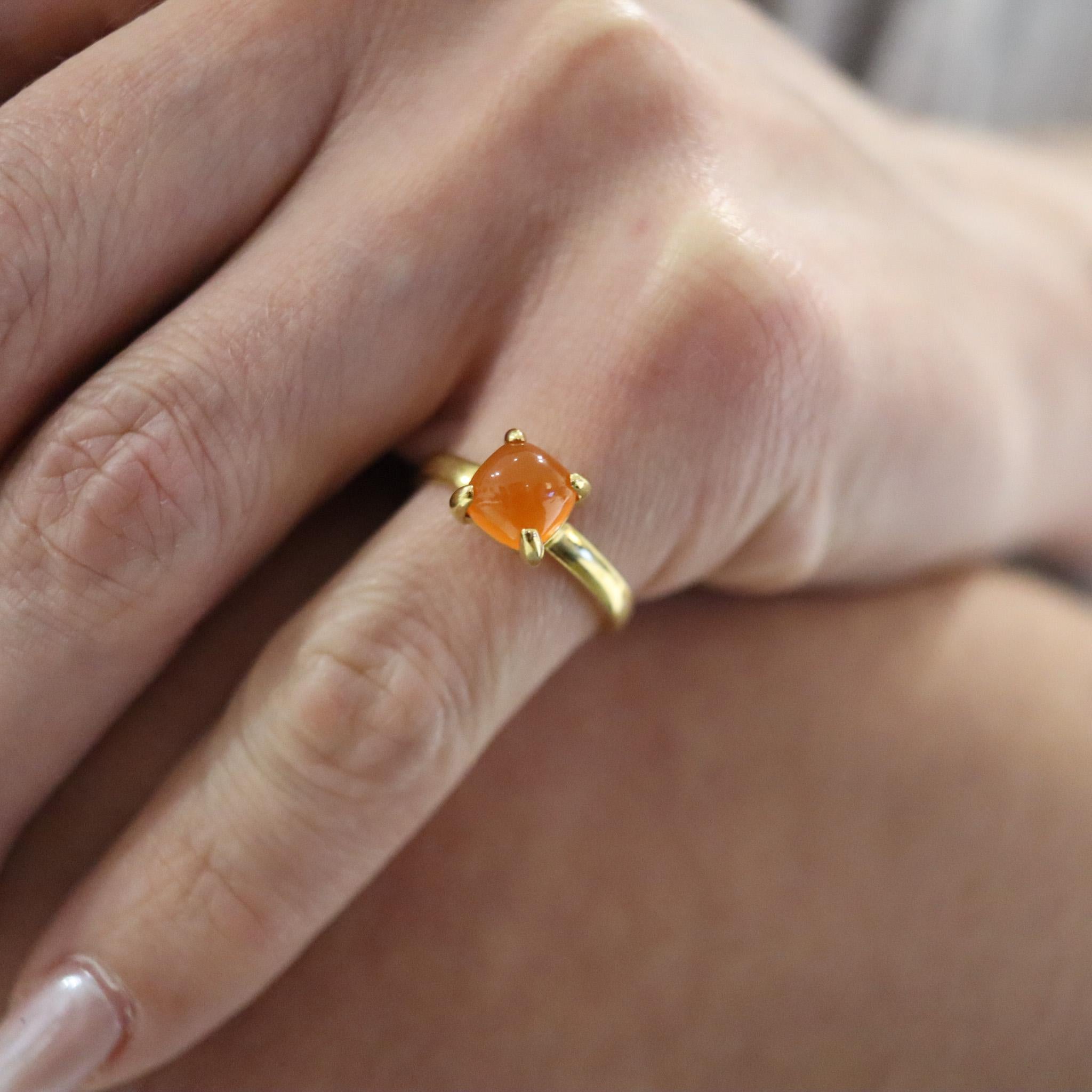 TIFFANY & CO. Anello Sugar di Paloma Picasso in oro giallo 18Kt con grande opale in vendita 1