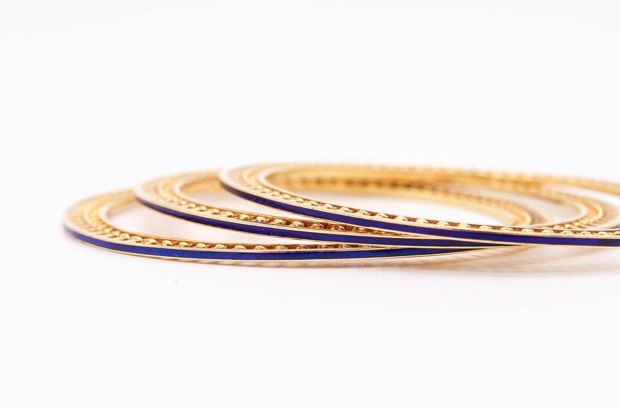 TIFFANY & CO. By Paloma Picasso Venezia Stella Enamel Bangles Trio In 18Kt Gold In Excellent Condition For Sale In Miami, FL