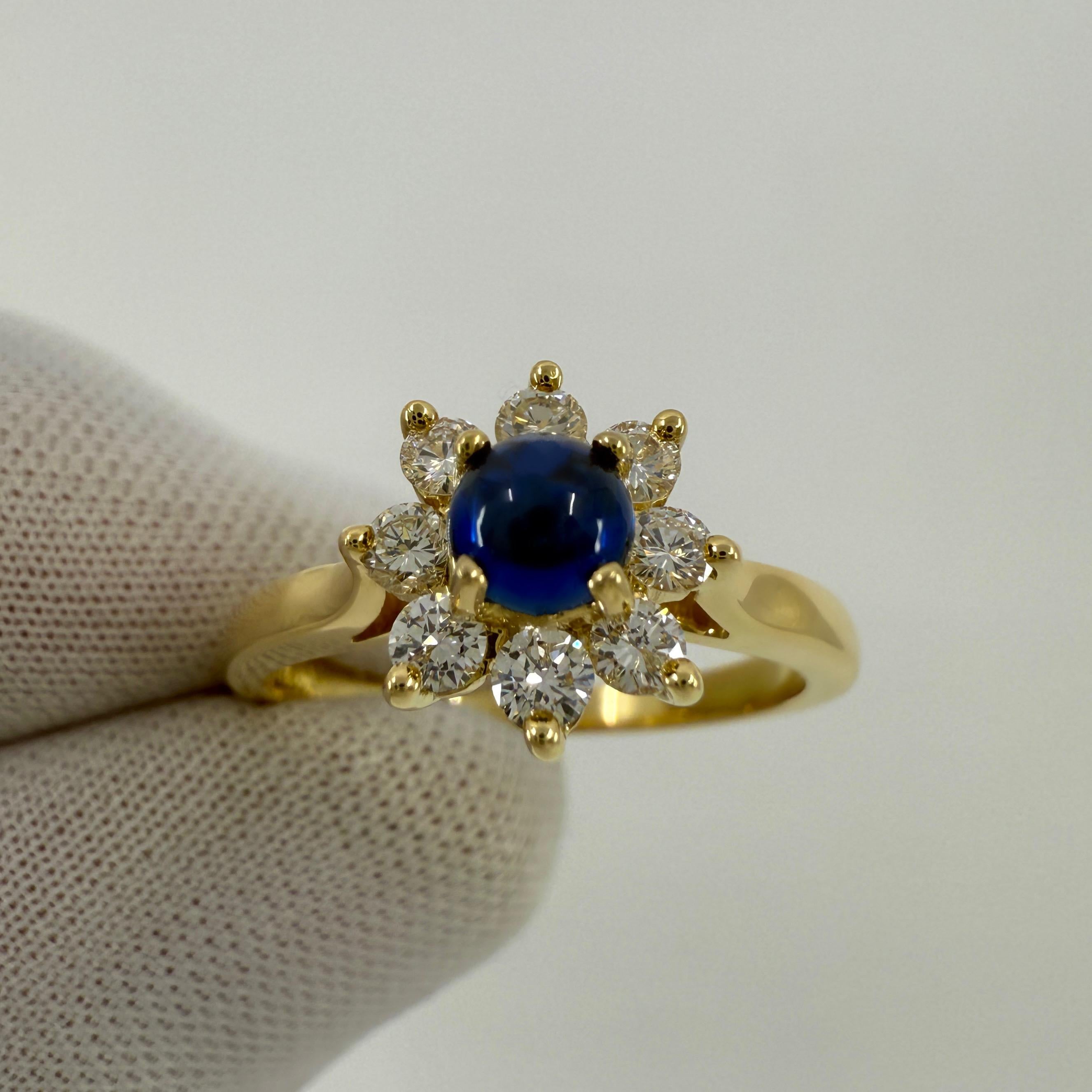 Tiffany & Co. Anello a fiore con zaffiro rotondo cabochon e diamante in oro 18 ct. In condizioni ottime in vendita a Birmingham, GB