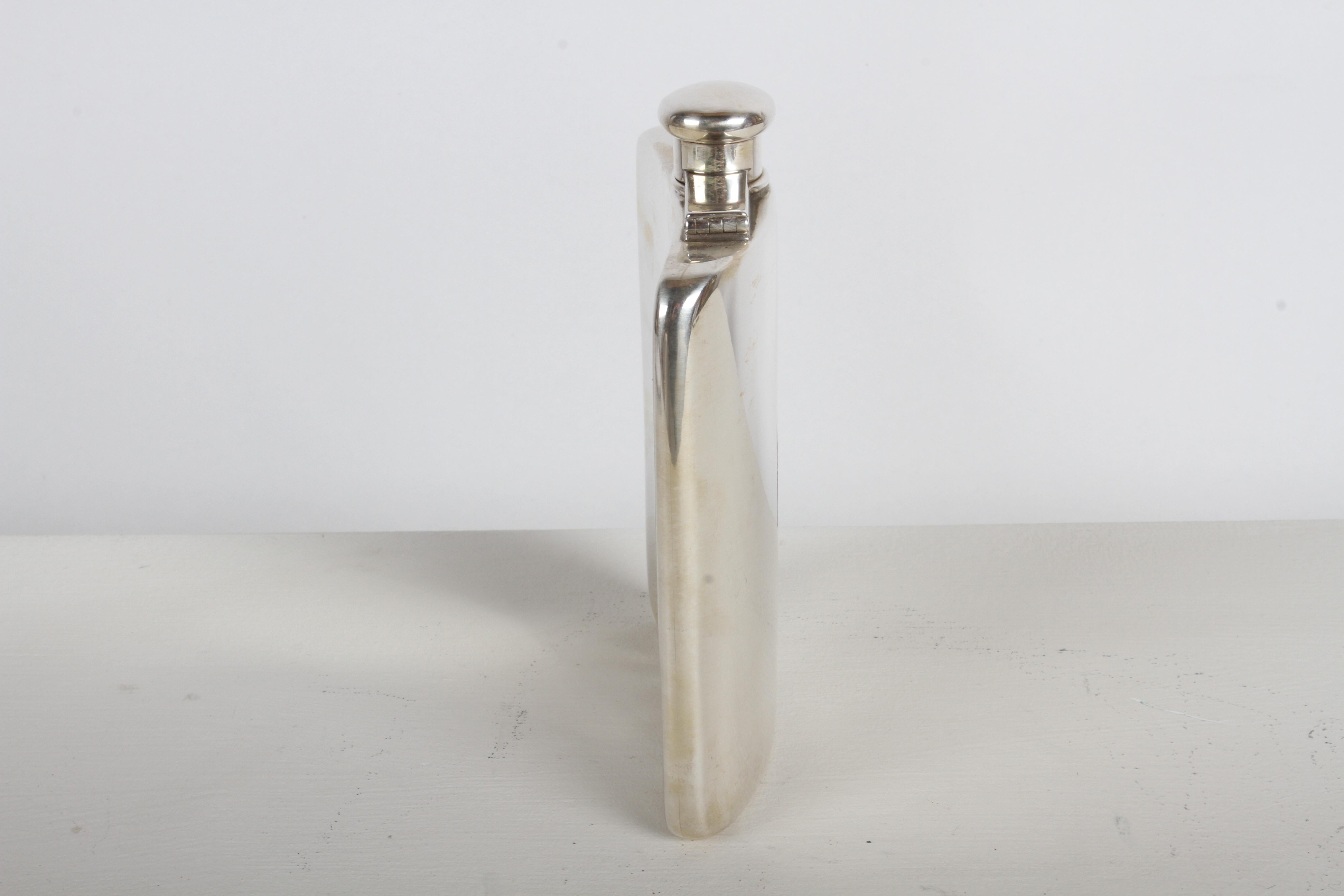 Tiffany & Co Kamel 1920er Jahre Deco Gentleman's Sterling Silber Tasche oder Flachmann von (Frühes 20. Jahrhundert) im Angebot