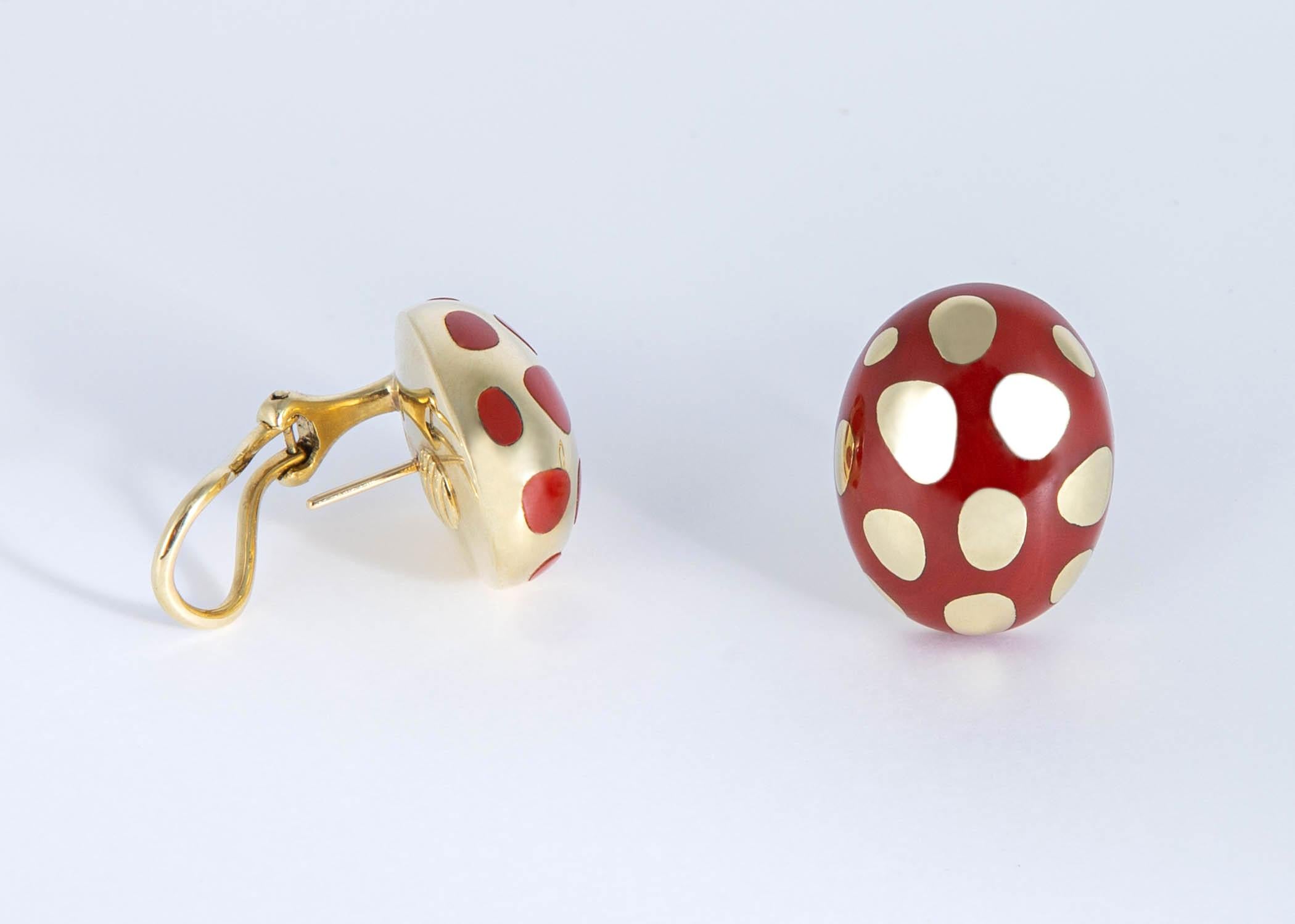 Tiffany & Co. Coral and Gold Polka Dot Earrings In Excellent Condition In Atlanta, GA