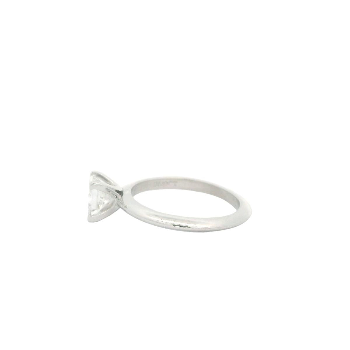 Tiffany & Co. Certificate .93CT F VVS2 Platinum Solitaire Engagement Ring For Sale 4