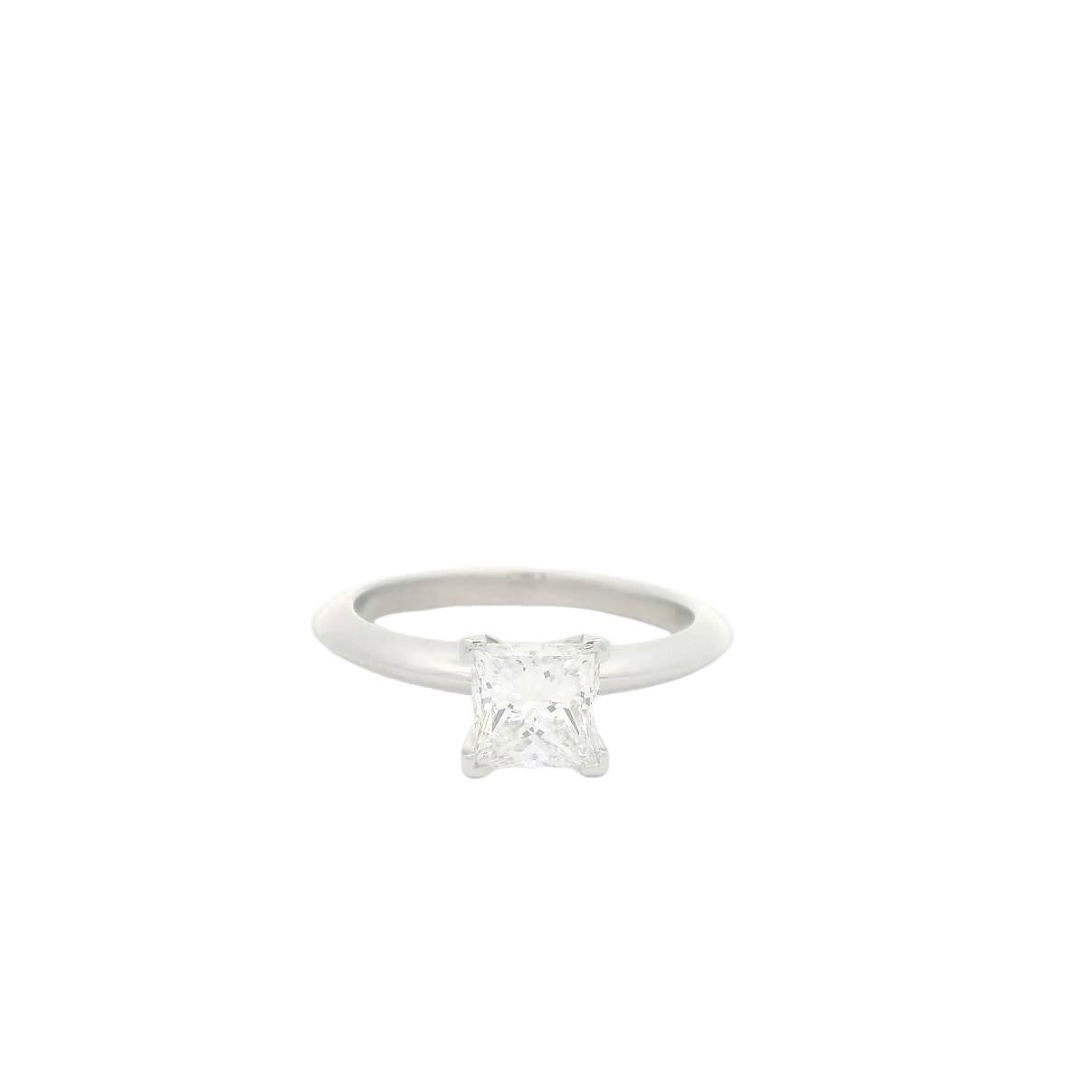 Tiffany & Co. Certificate .93CT F VVS2 Platinum Solitaire Engagement Ring For Sale 1