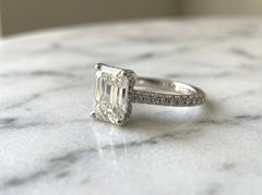 Tiffany & Co. Bague Novo en platine certifiée 2,16 carats de diamant taille émeraude