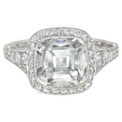 Tiffany & Co.   Anello con diamante a cuscino "Legacy