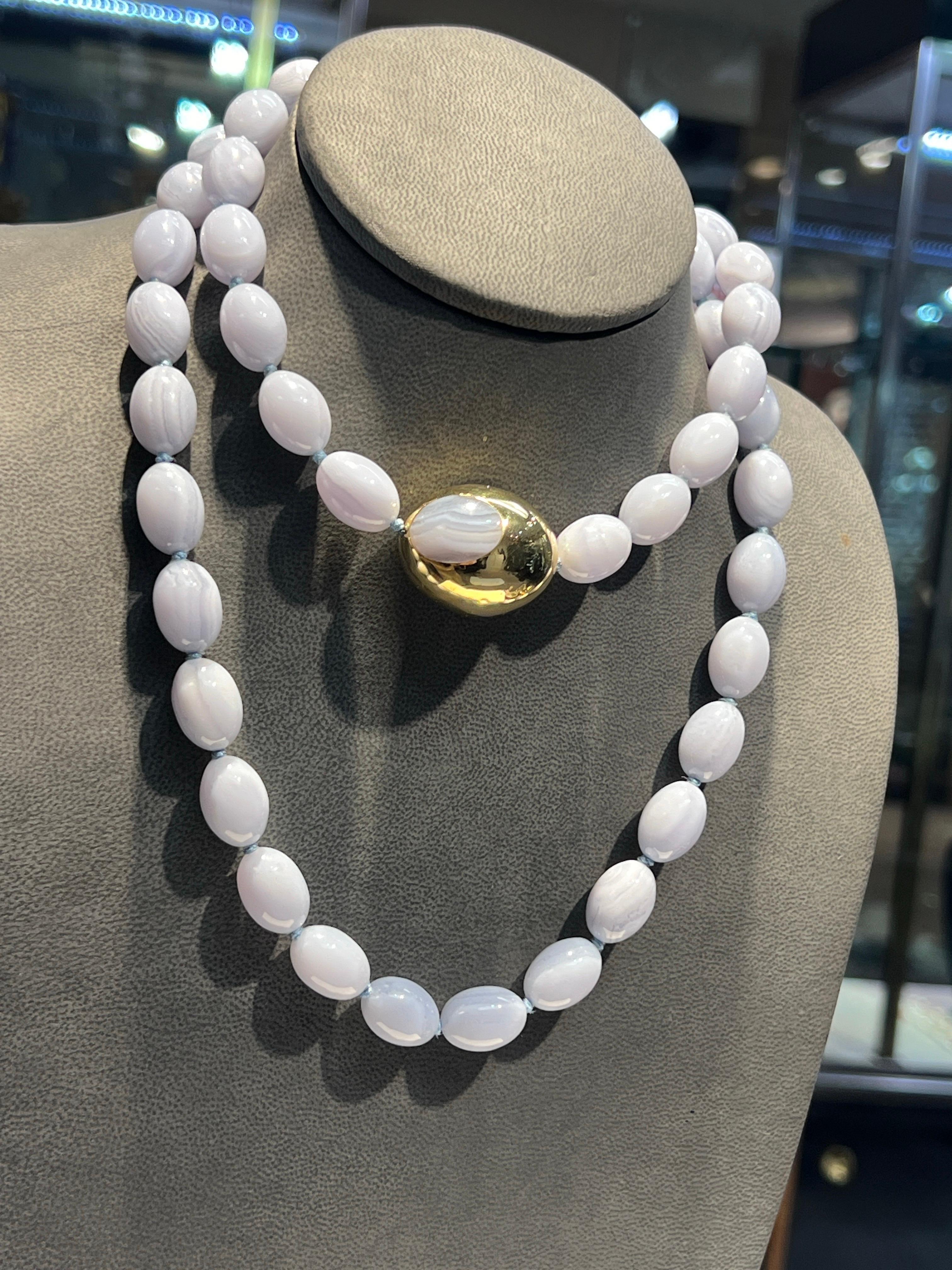 Tiffany & Co - Collier de perles en calcédoine 3