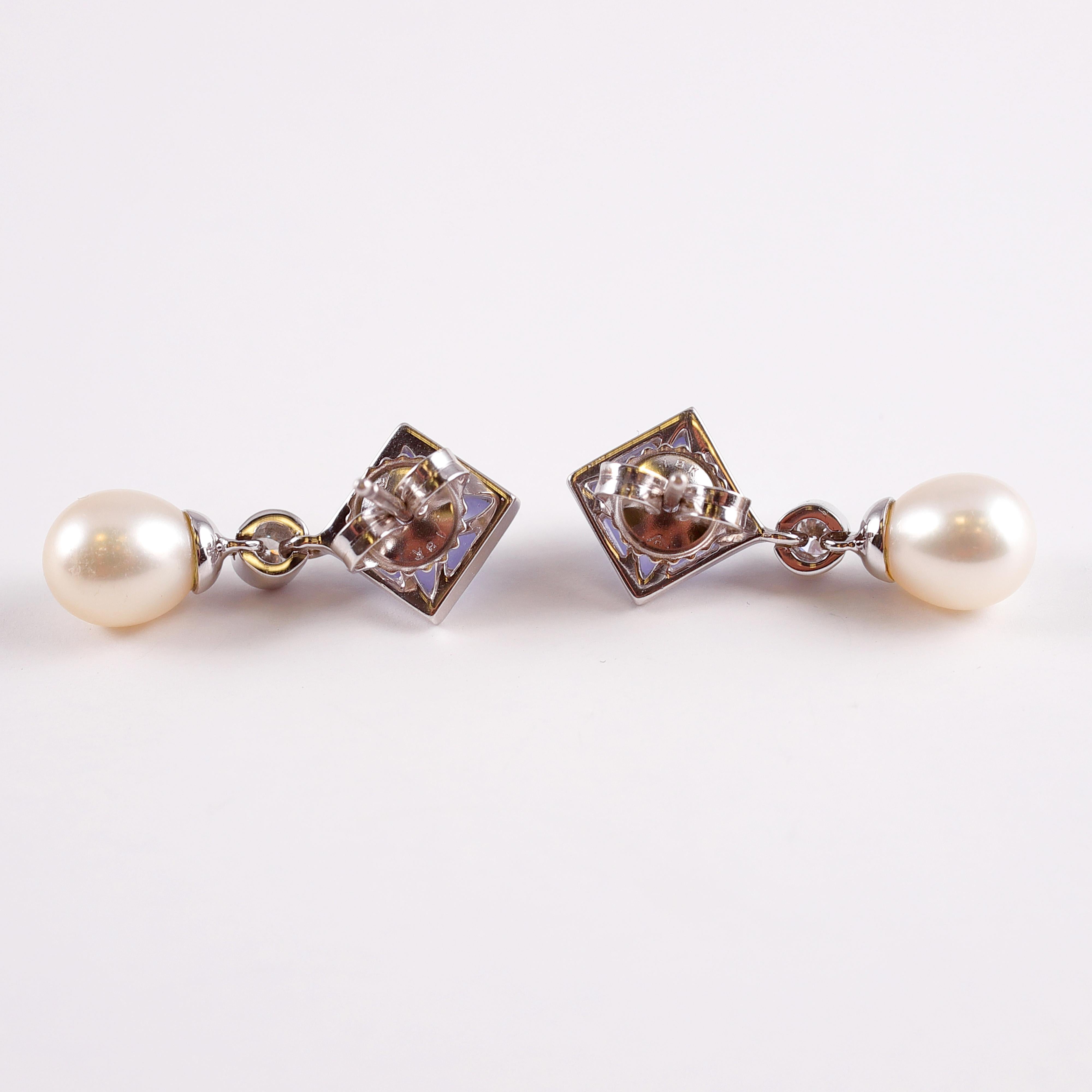 Tiffany & Co. Pendants d'oreilles en calcédoine et perles en vente 1
