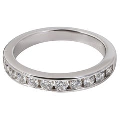 Tiffany & Co. Diamant-Hochzeitsring aus Platin mit Kanalfassung 0,33 Karat