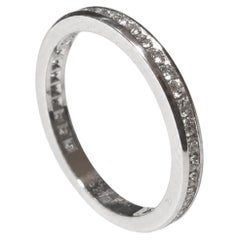 Tiffany & Co. Fede nuziale con diamanti Eternity incastonati a canale, platino 950