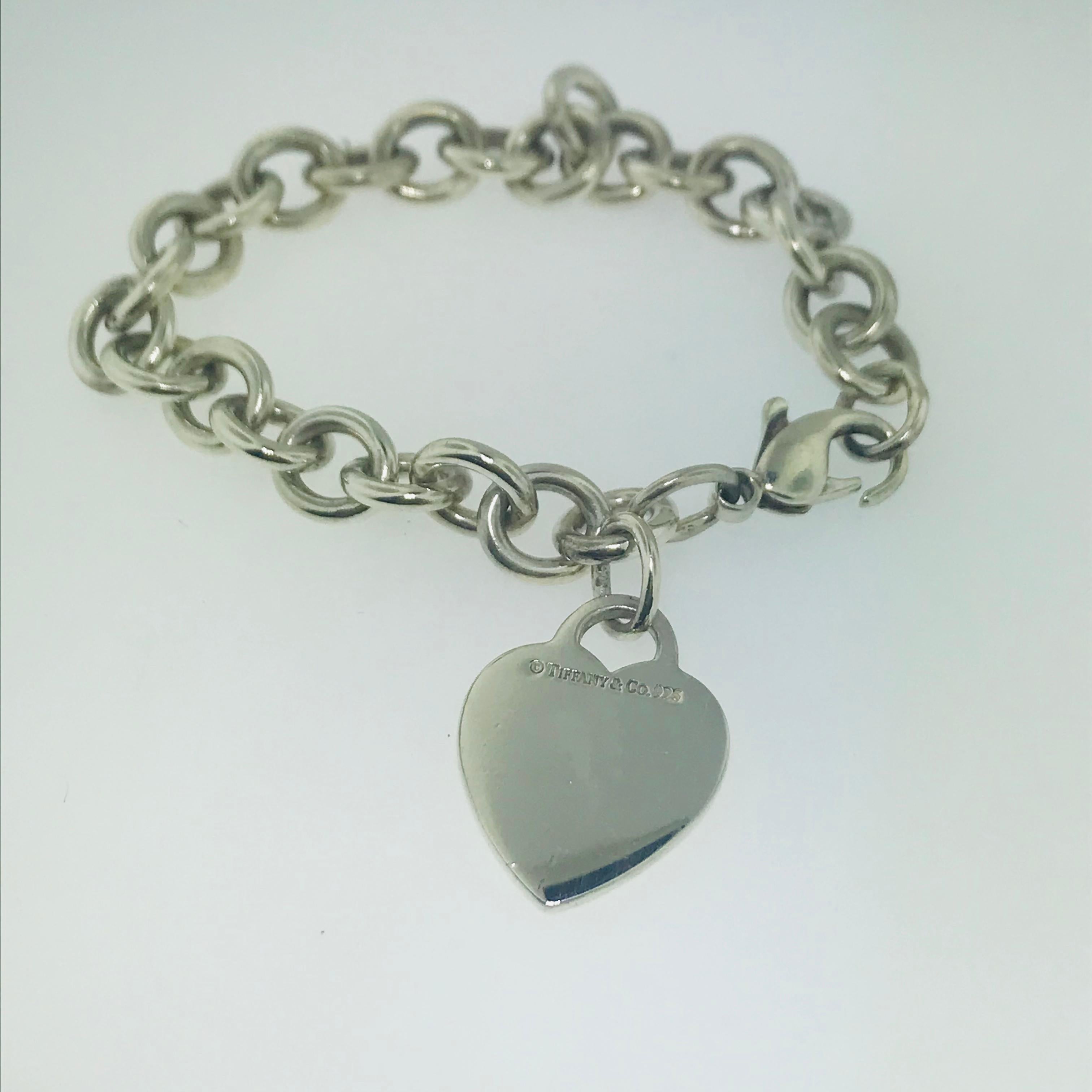 Tiffany & Co. Charm Bracelet with Heart Charm in Sterling Silver In Excellent Condition In Austin, TX