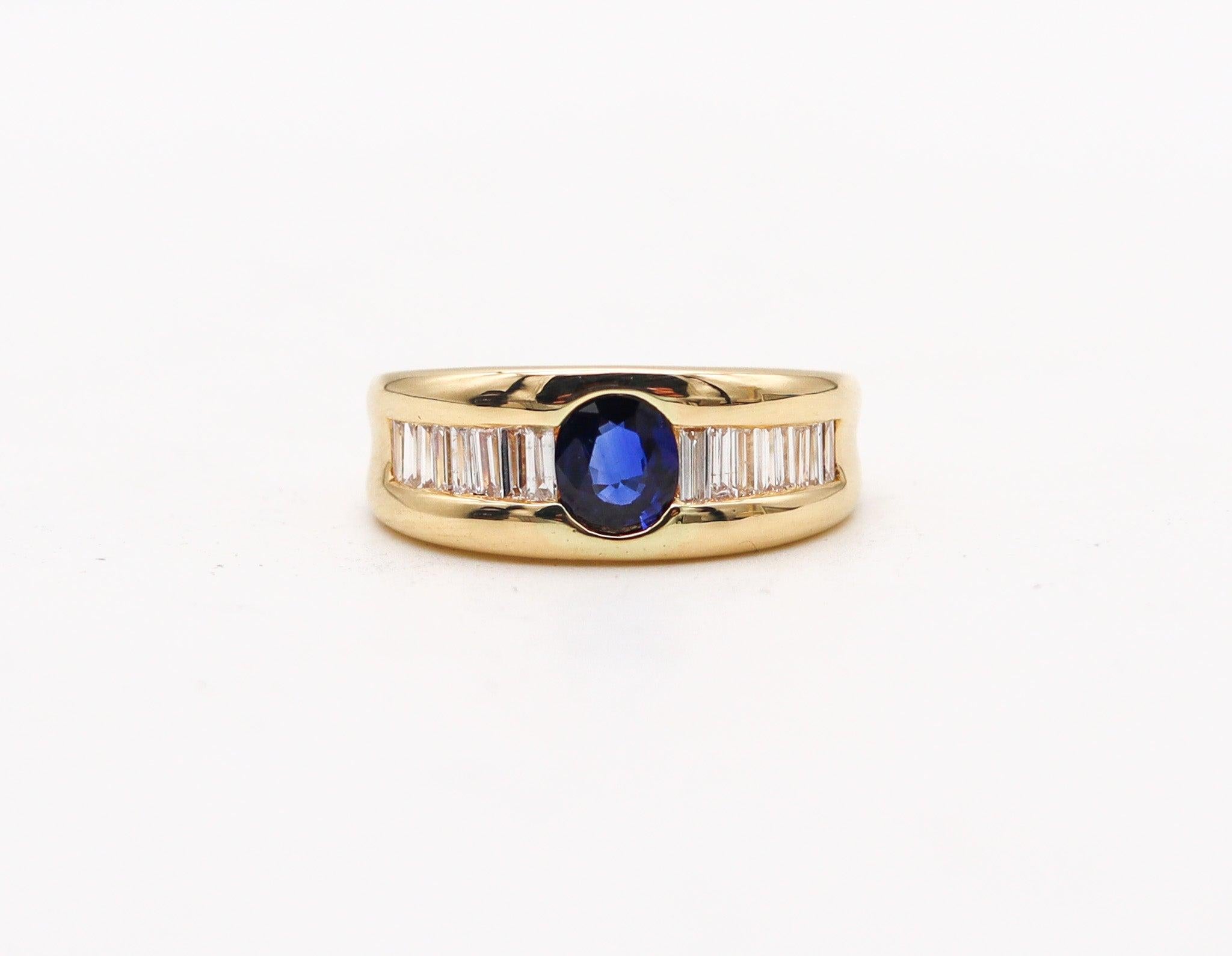 Anillo con piedras preciosas diseñado por Tiffany & Co,

Se trata de un anillo precioso y elegante, creado por la empresa de joyería Tiffany & Co. El anillo se ha elaborado como una banda clásica en oro amarillo macizo de 18 quilates con acabado muy
