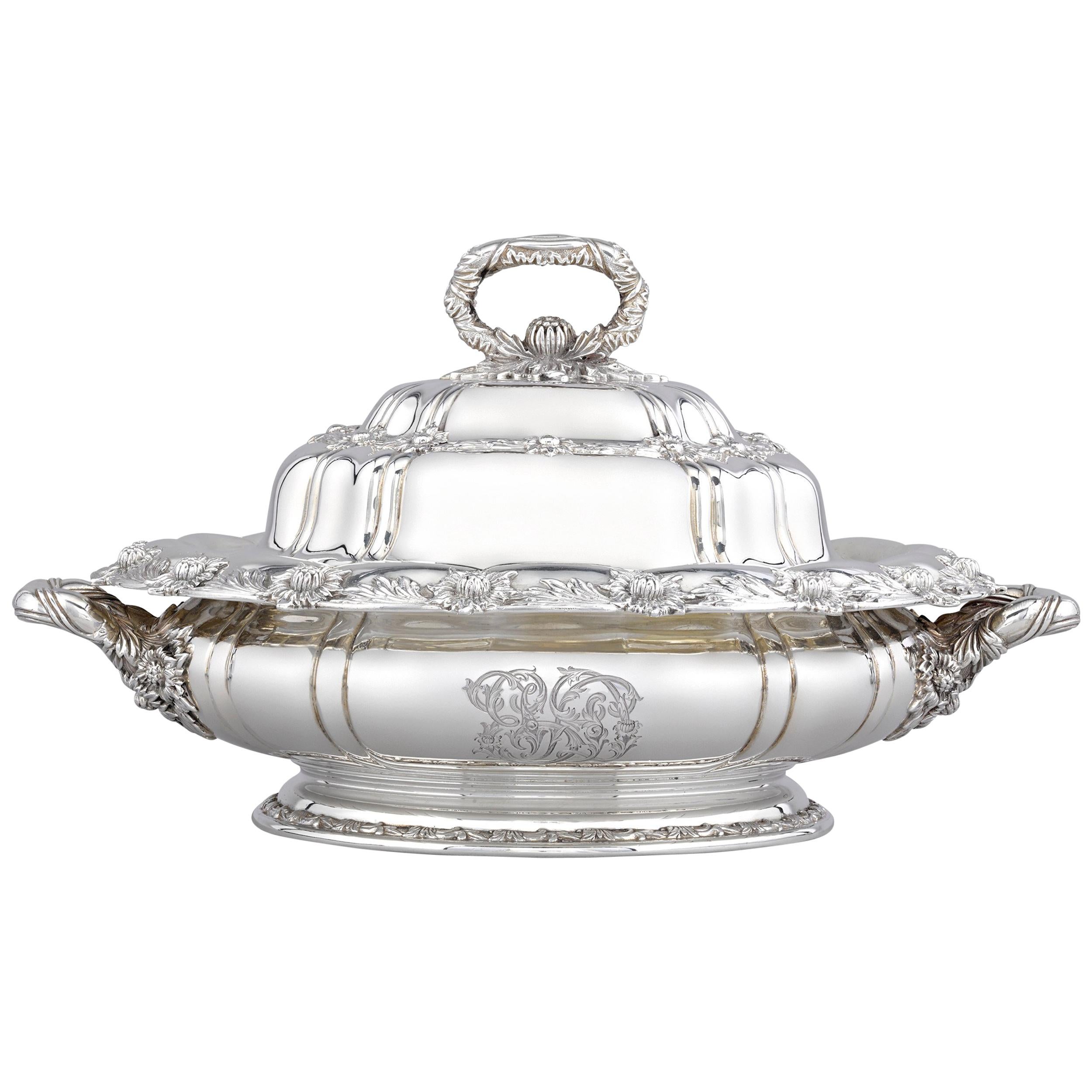 Tiffany 
Co. Chrysanthemum Silver Entreé Dish