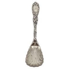 Tiffany & Co Chrysanthemum Sterling Silver Shell Bowl Spoon 6 7/8" w/Mono  22622