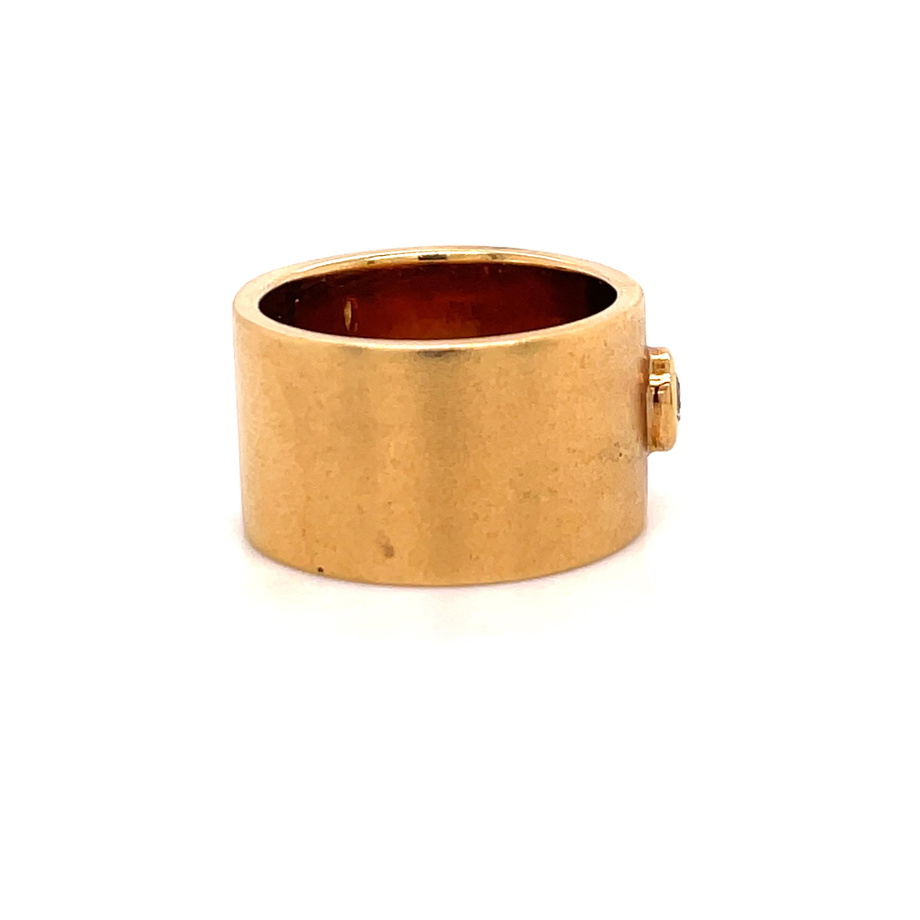 Contemporary Tiffany & Co. Cigar Diamond Ring 18 Karat Yellow Gold 0.15 Carats 13.7 Grams For Sale