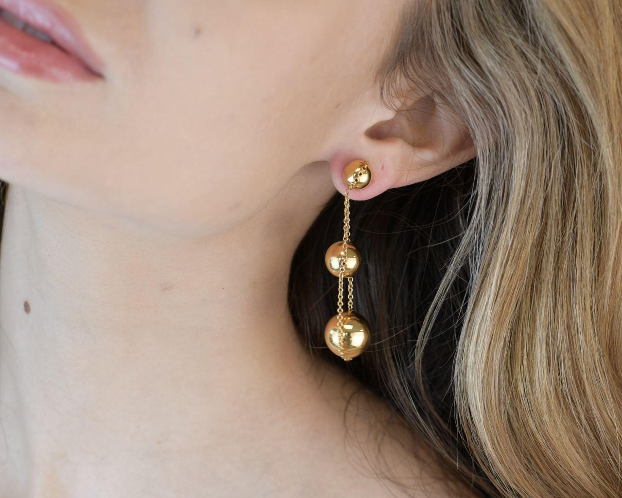 Tiffany & Co. City Hard Wear Gold Beads Drop Yellow Gold Earrings In Excellent Condition For Sale In Banbury, GB