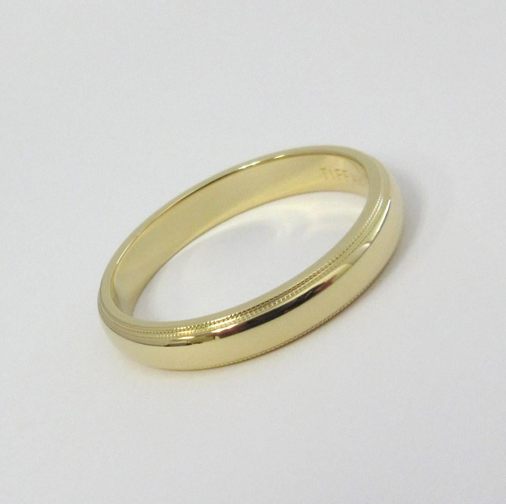 TIFFANY & Co. Classic 18K Gold 4mm Milgrain Wedding Band Ring 11 Men's For Sale 1