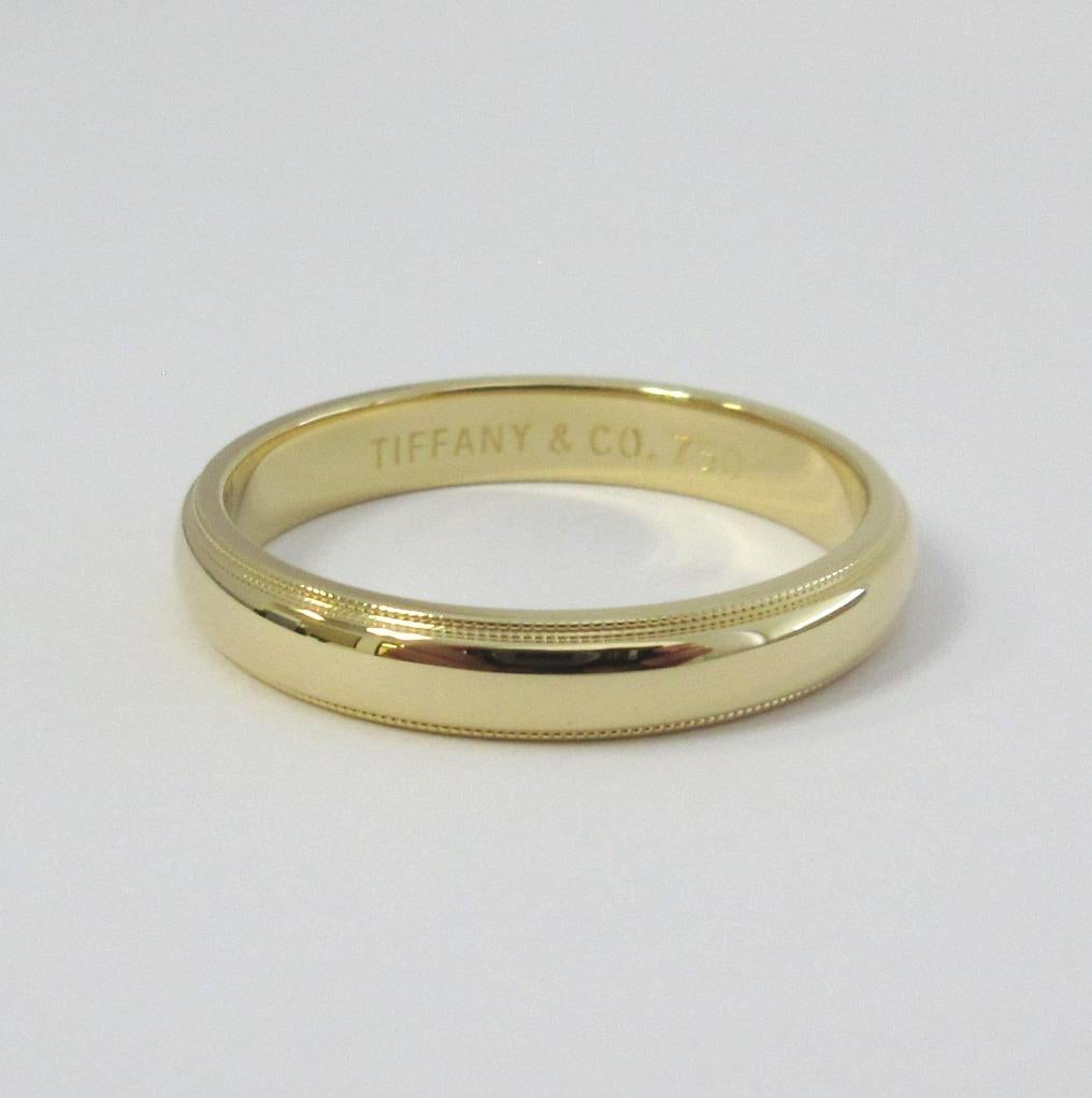 TIFFANY & Co. Classic 18K Gold 4mm Milgrain Wedding Band Ring 11 Men's For Sale 2