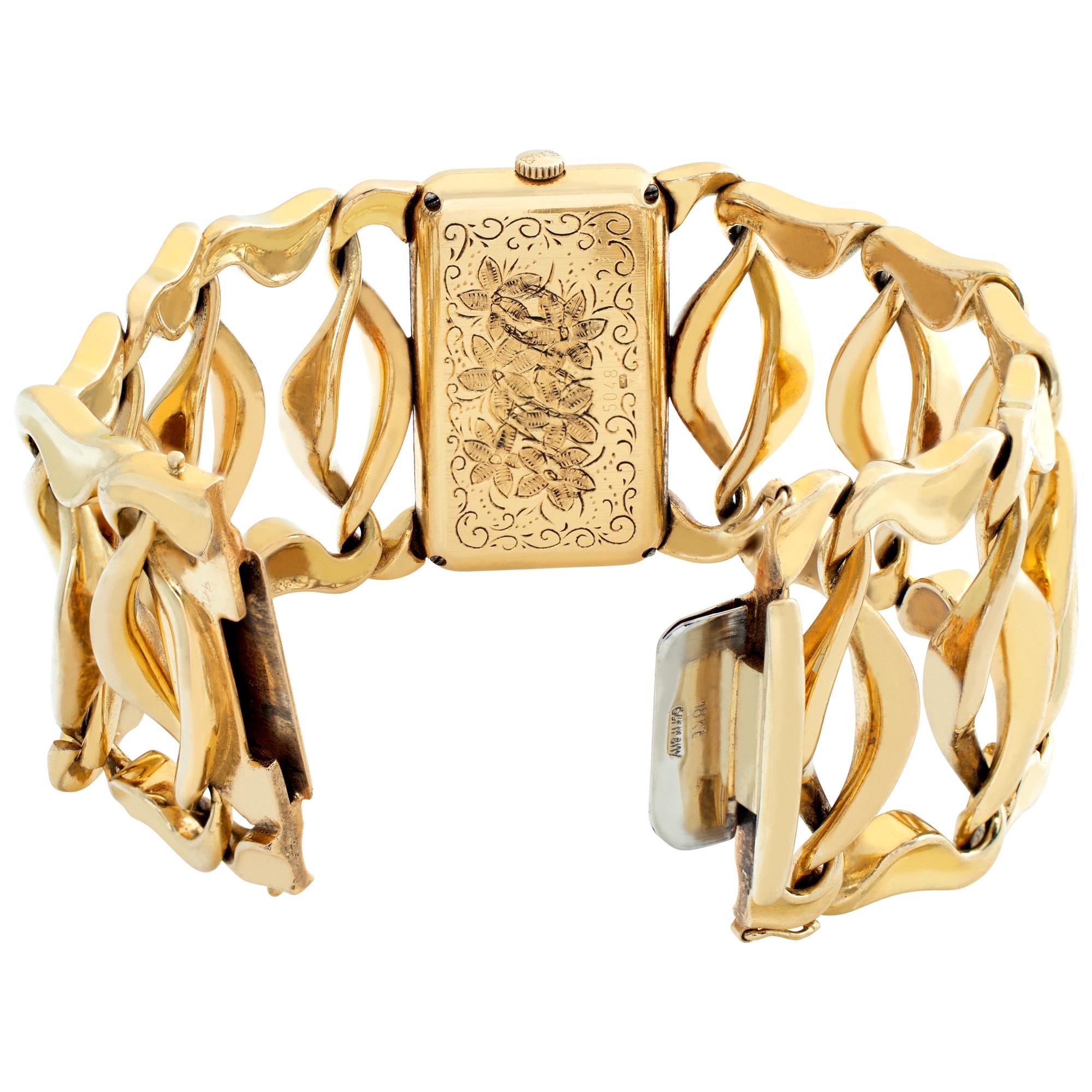 Tiffany & Co. Montre bracelet classique en or jaune 18 carats Unisexe en vente