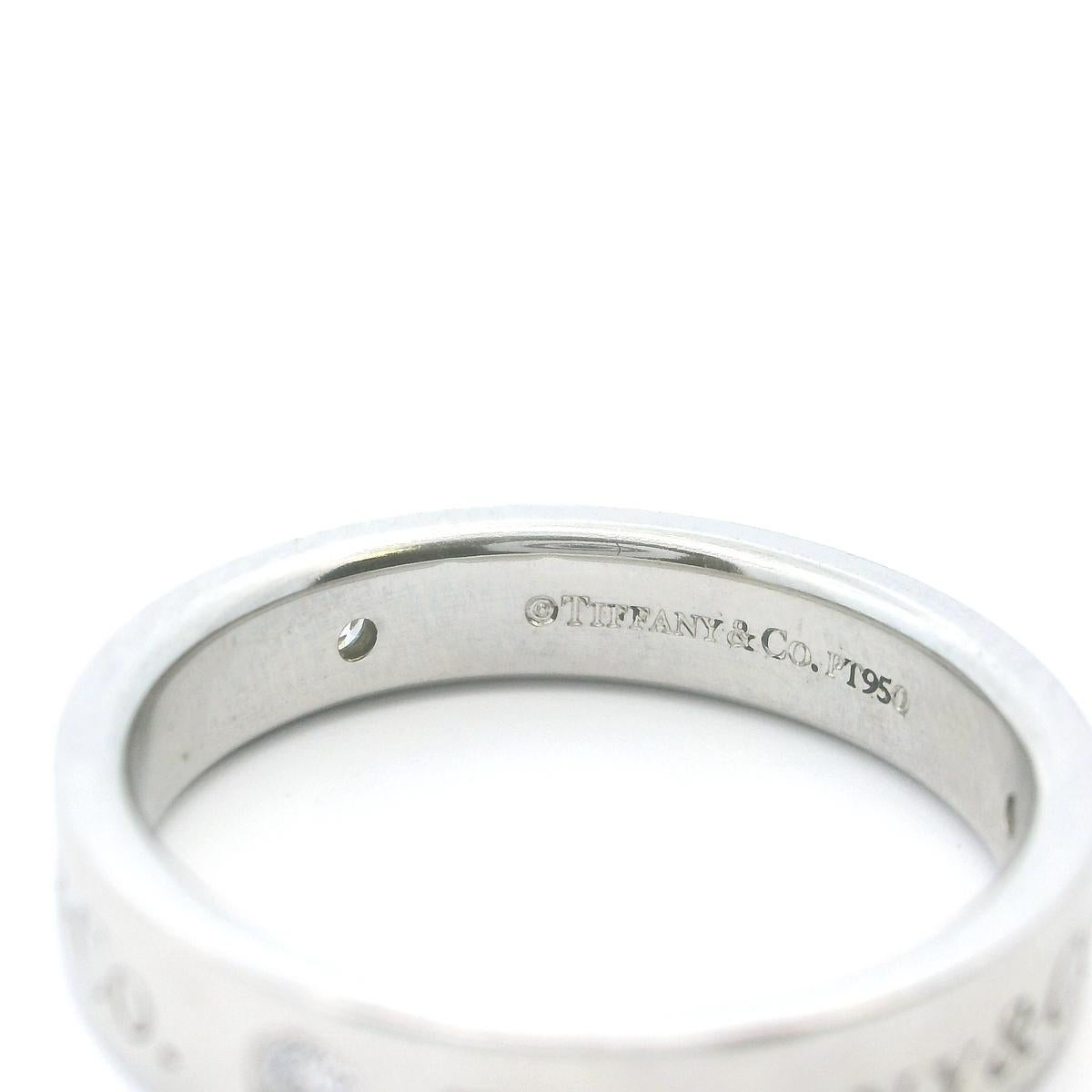 Tiffany & Co. Classic Band Ring 4mm Platinum 3 Round Brilliant Diamonds For Sale 1