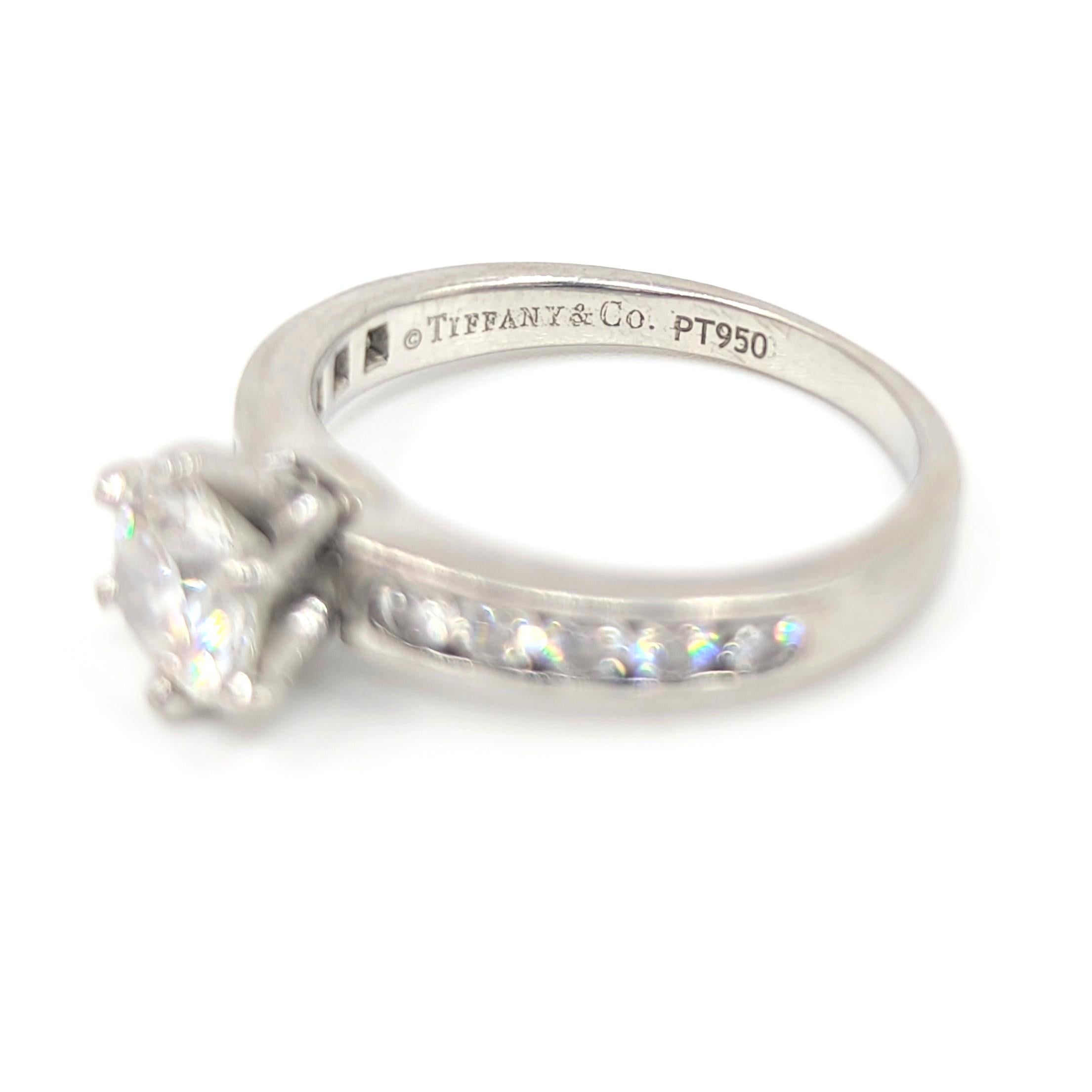Brilliant Cut Tiffany&Co. Classic Platinum Diamond Engagement Ring 0.85 Ct Solitaire 1.15 CTW For Sale